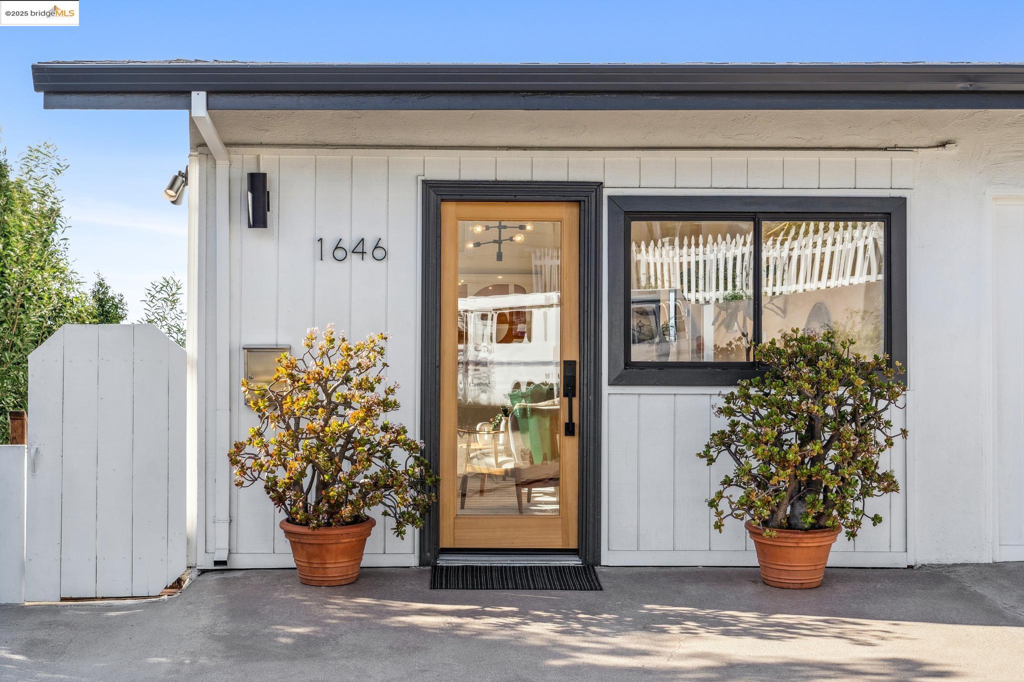 1646 Aqua Vista Road