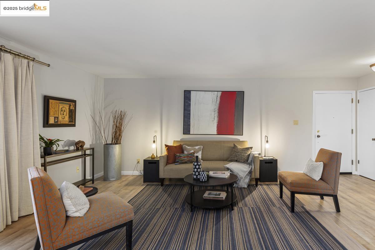 2515 Central Ave # 206