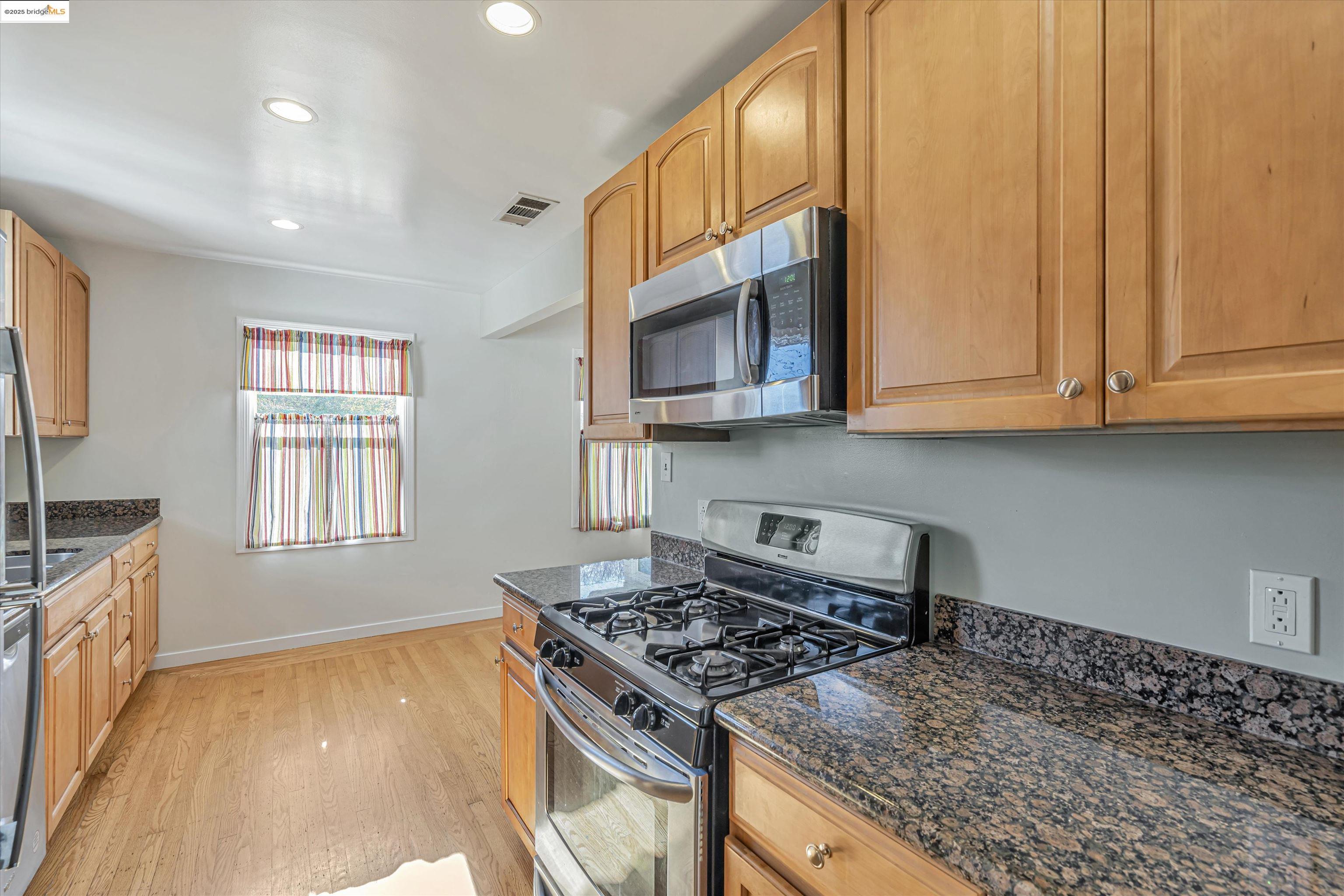5901 Orchard Ave