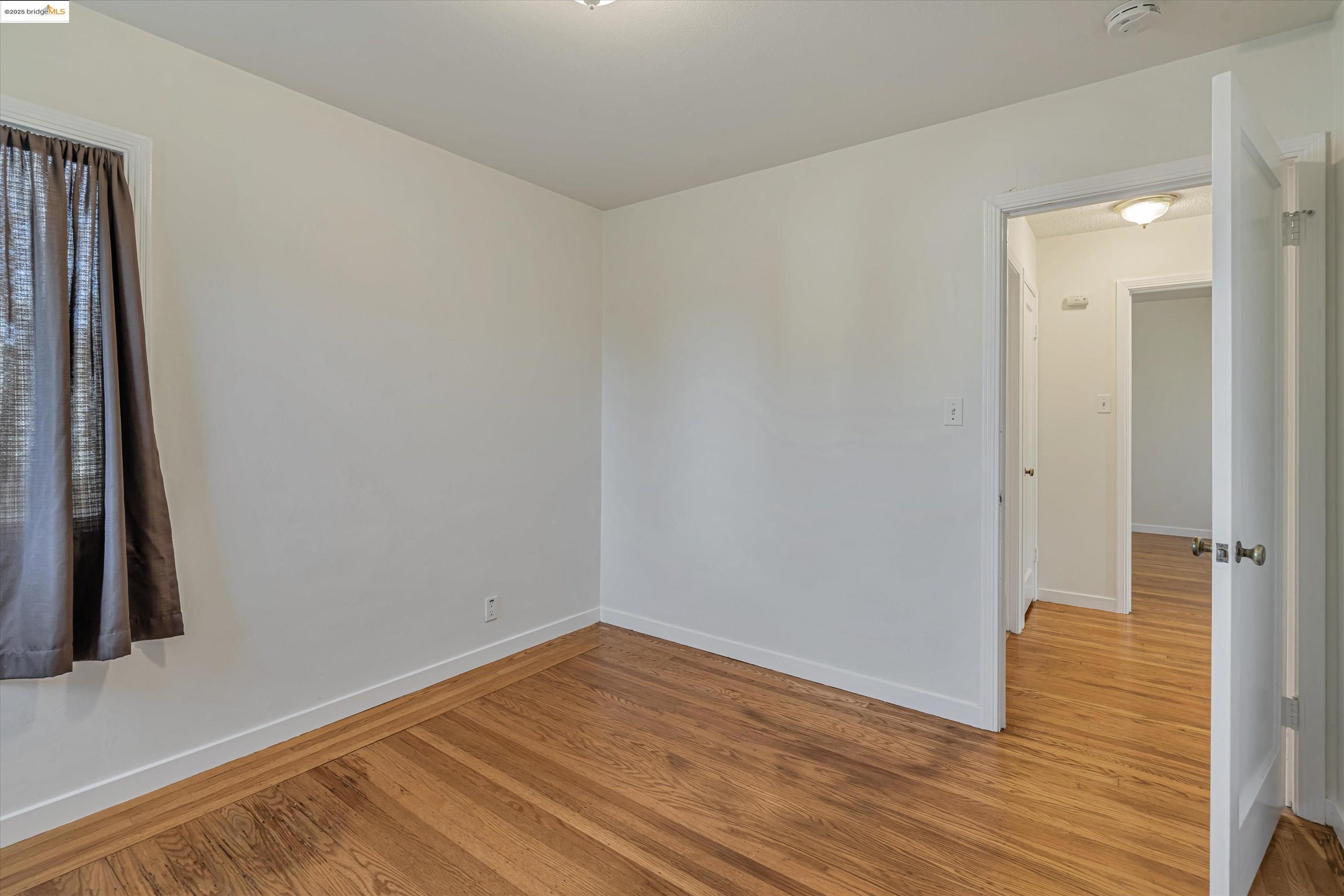 5901 Orchard Ave