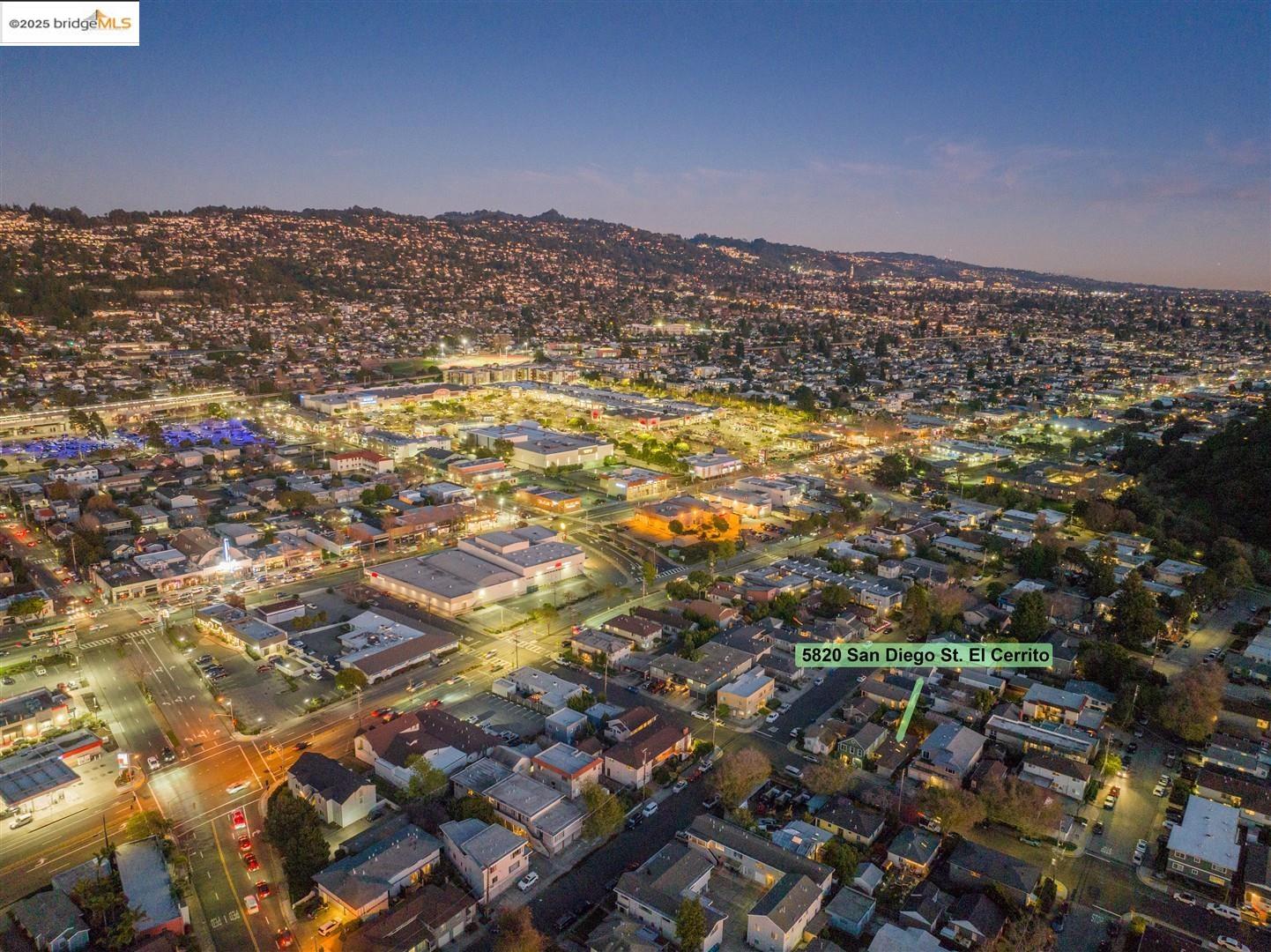 5820 San Diego St