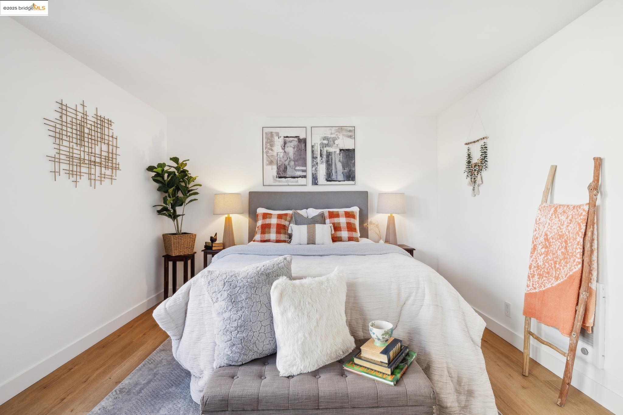 645 Chetwood St # 306