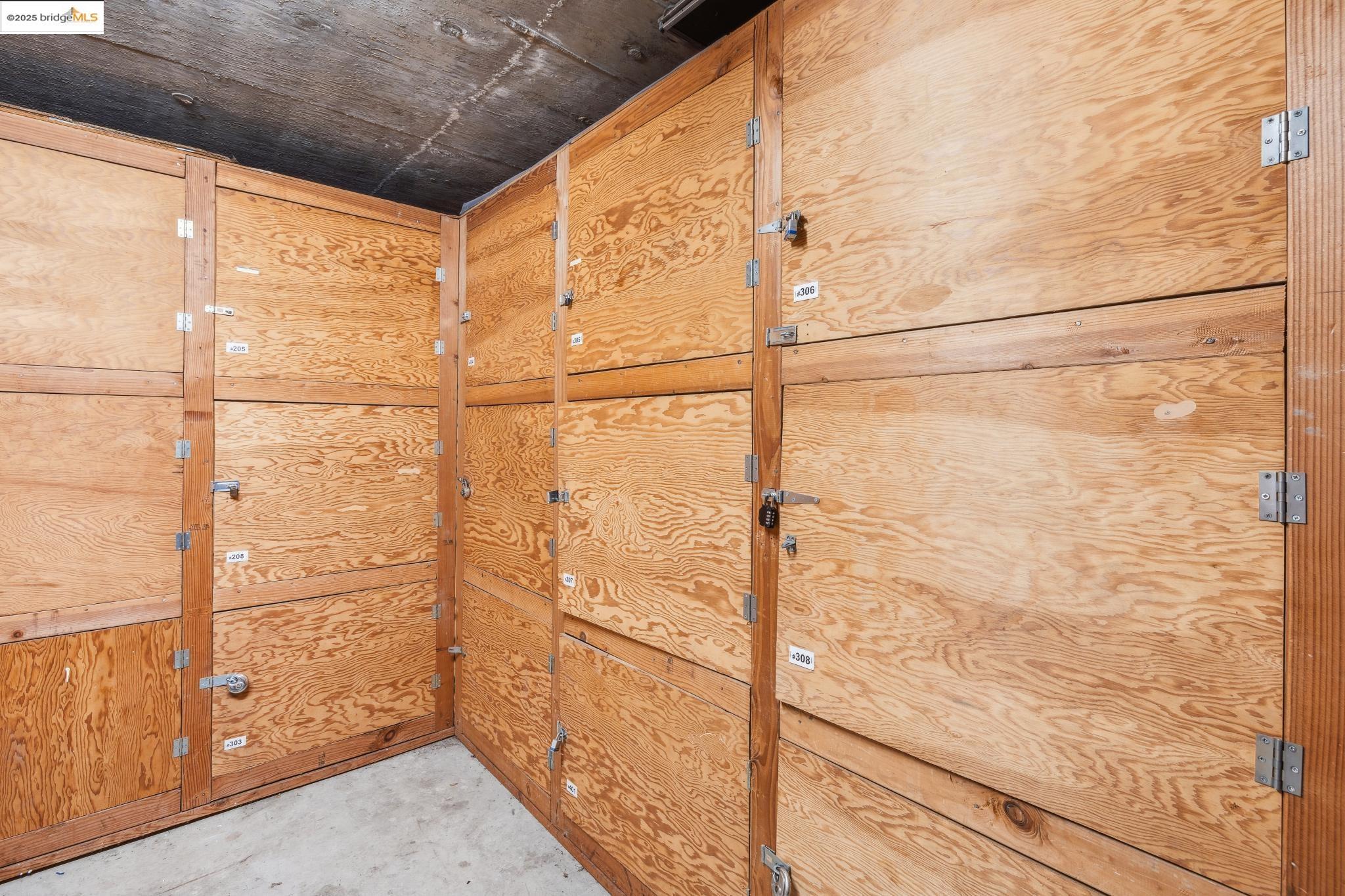 645 Chetwood St # 306