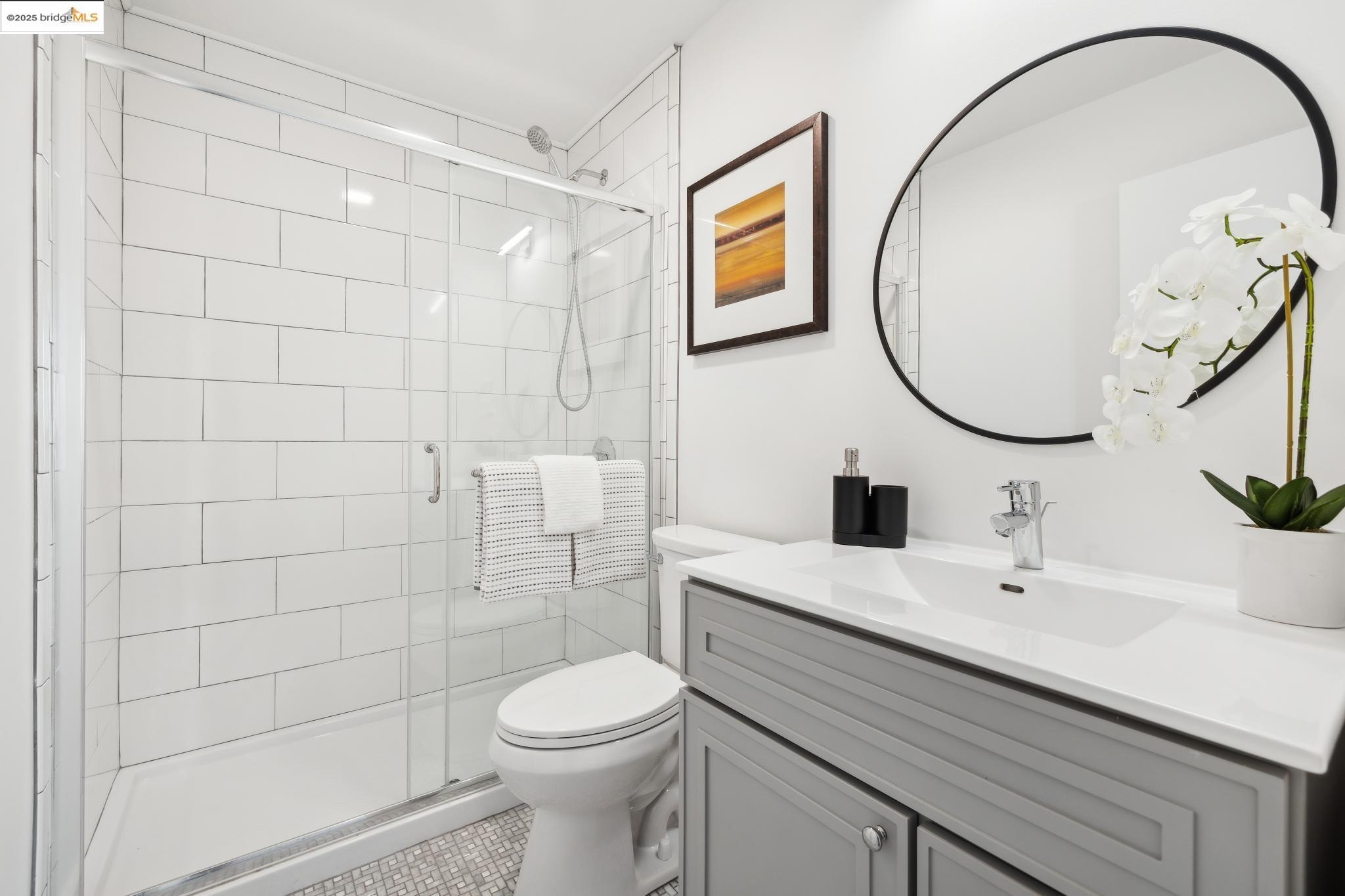 645 Chetwood St # 306