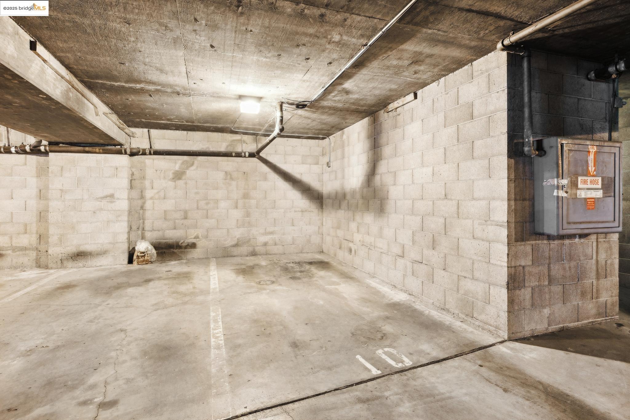 645 Chetwood St # 306