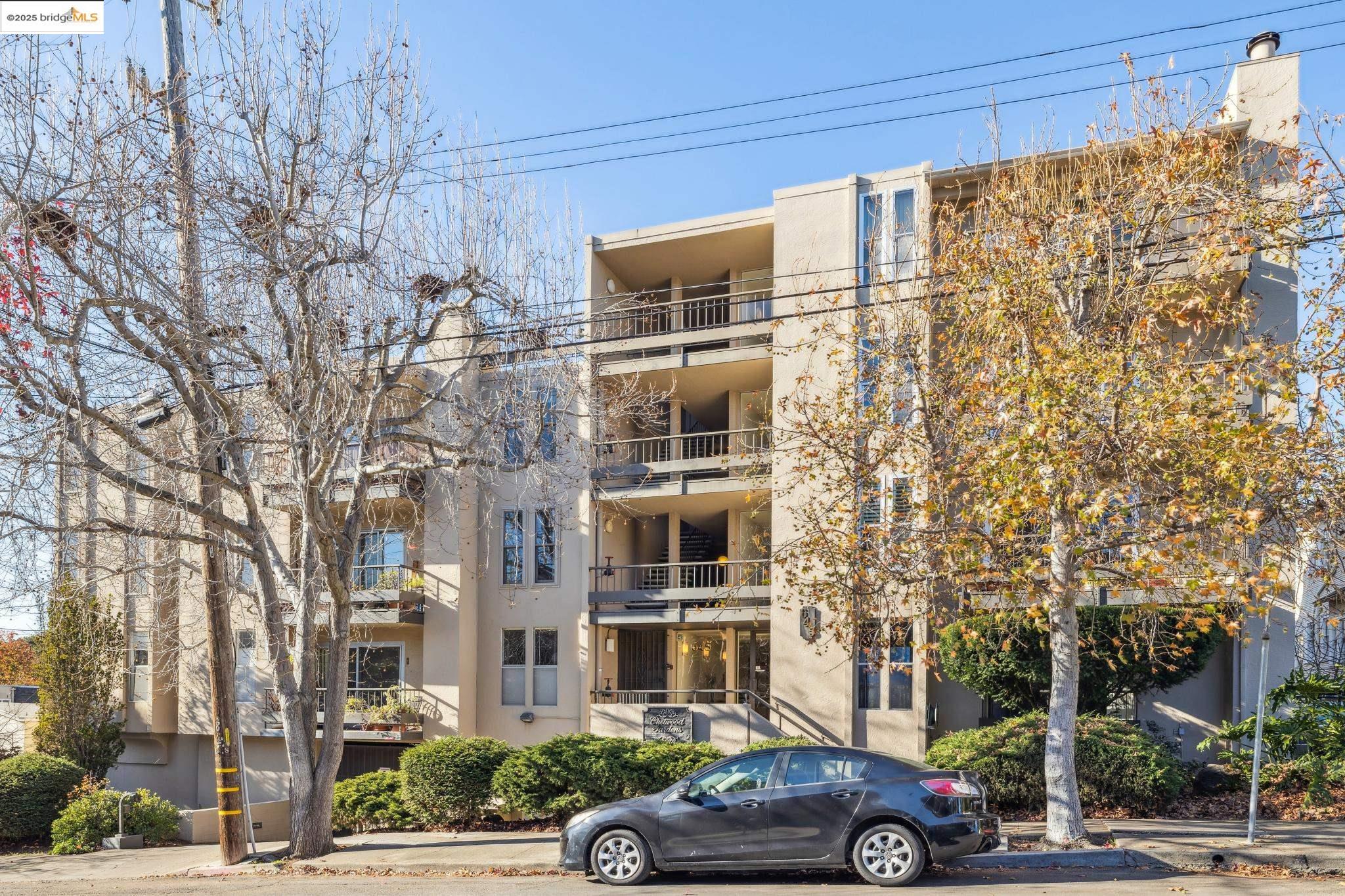 645 Chetwood St # 306