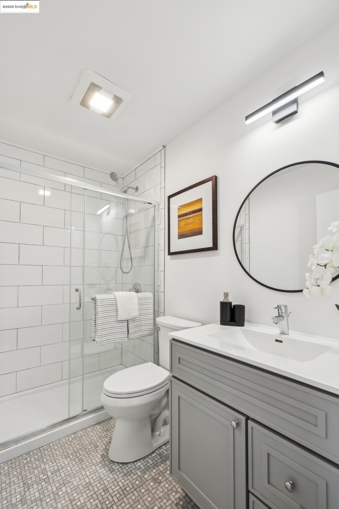 645 Chetwood St # 306