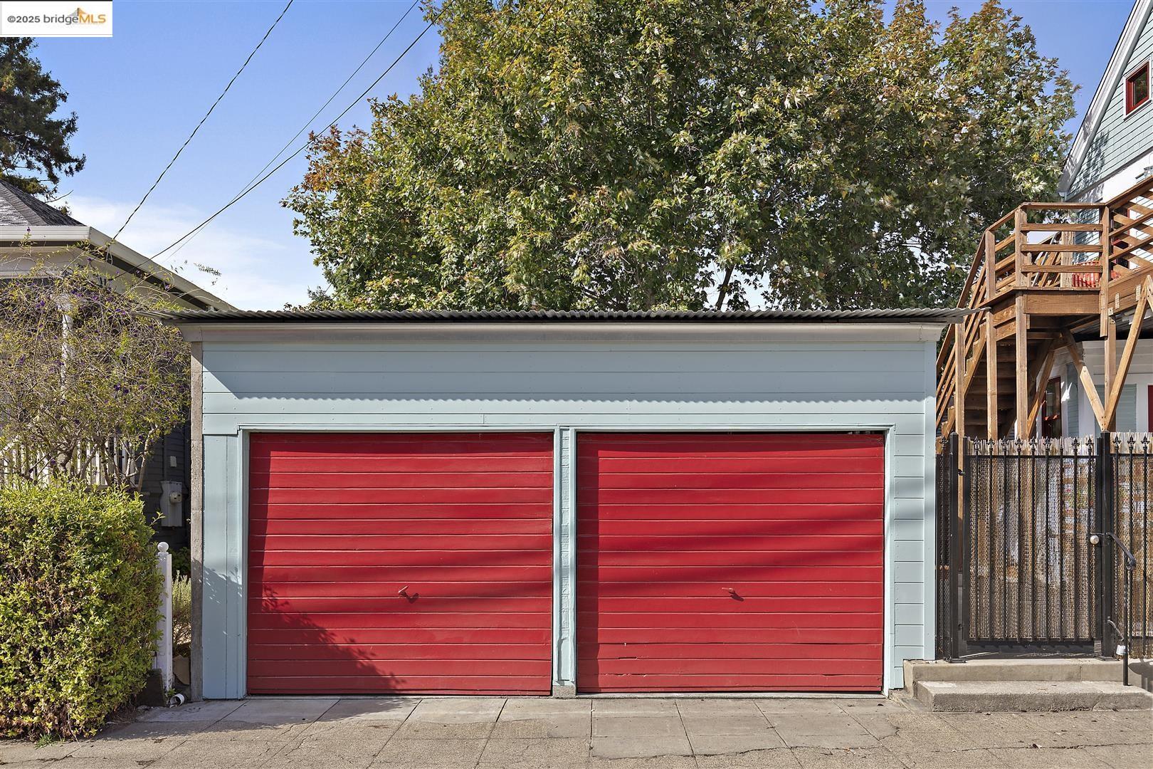 2718 Martin Luther King Jr Way