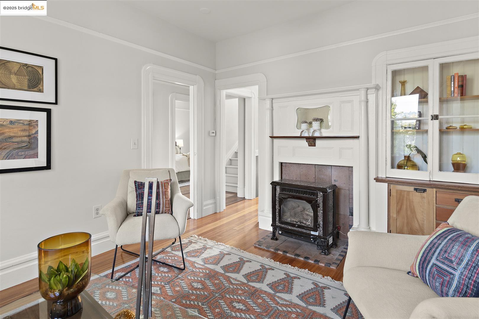 2718 Martin Luther King Jr Way