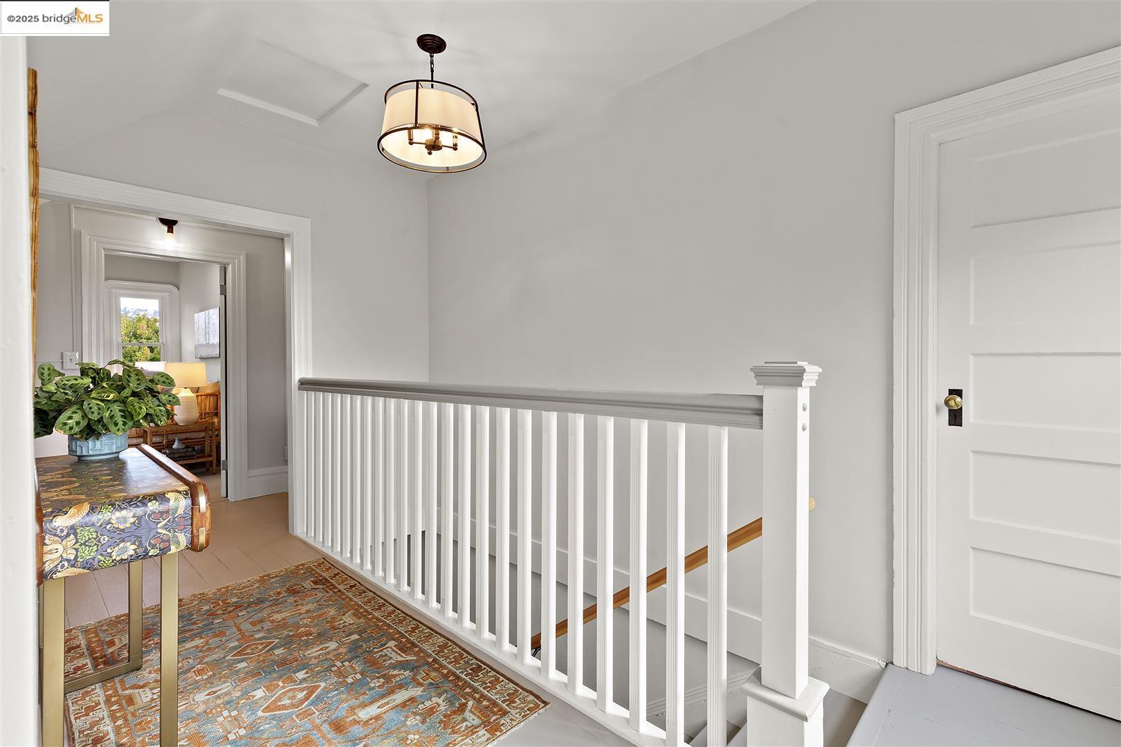 2718 Martin Luther King Jr Way