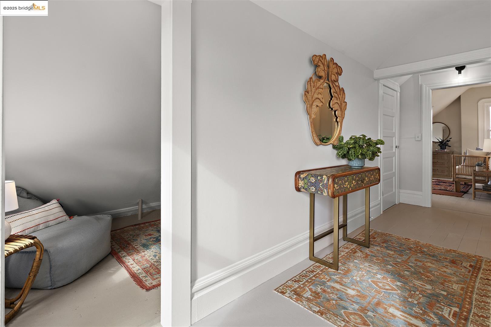 2718 Martin Luther King Jr Way