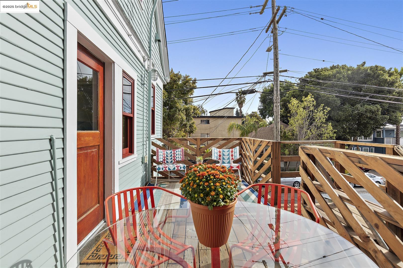 2718 Martin Luther King Jr Way