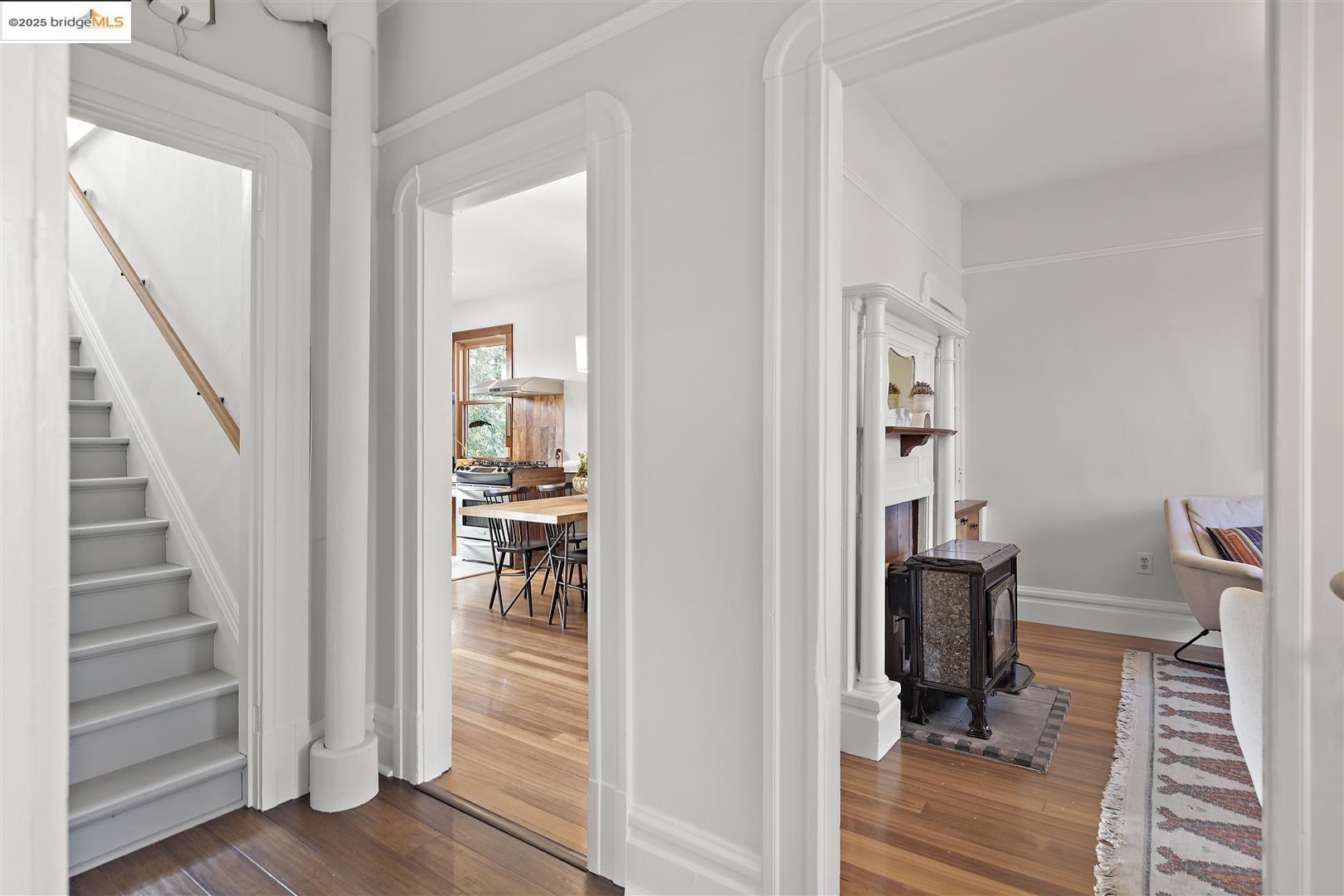 2718 Martin Luther King Jr Way