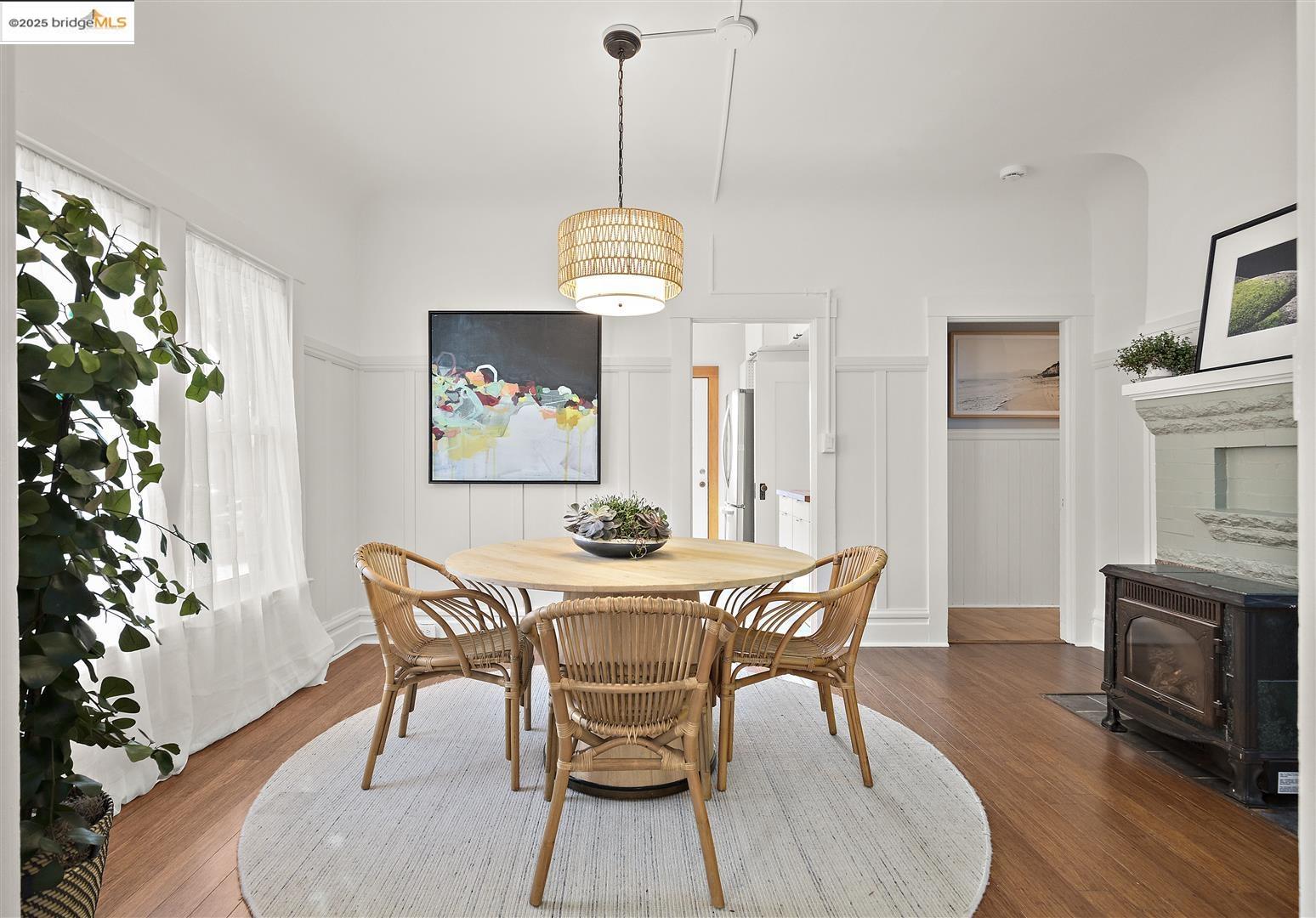 2718 Martin Luther King Jr Way