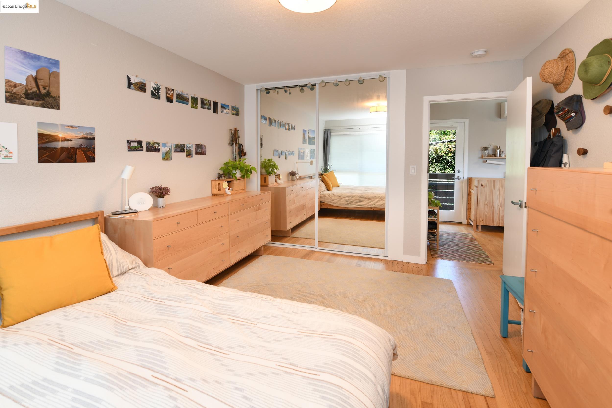 785 Taft Ave # 4