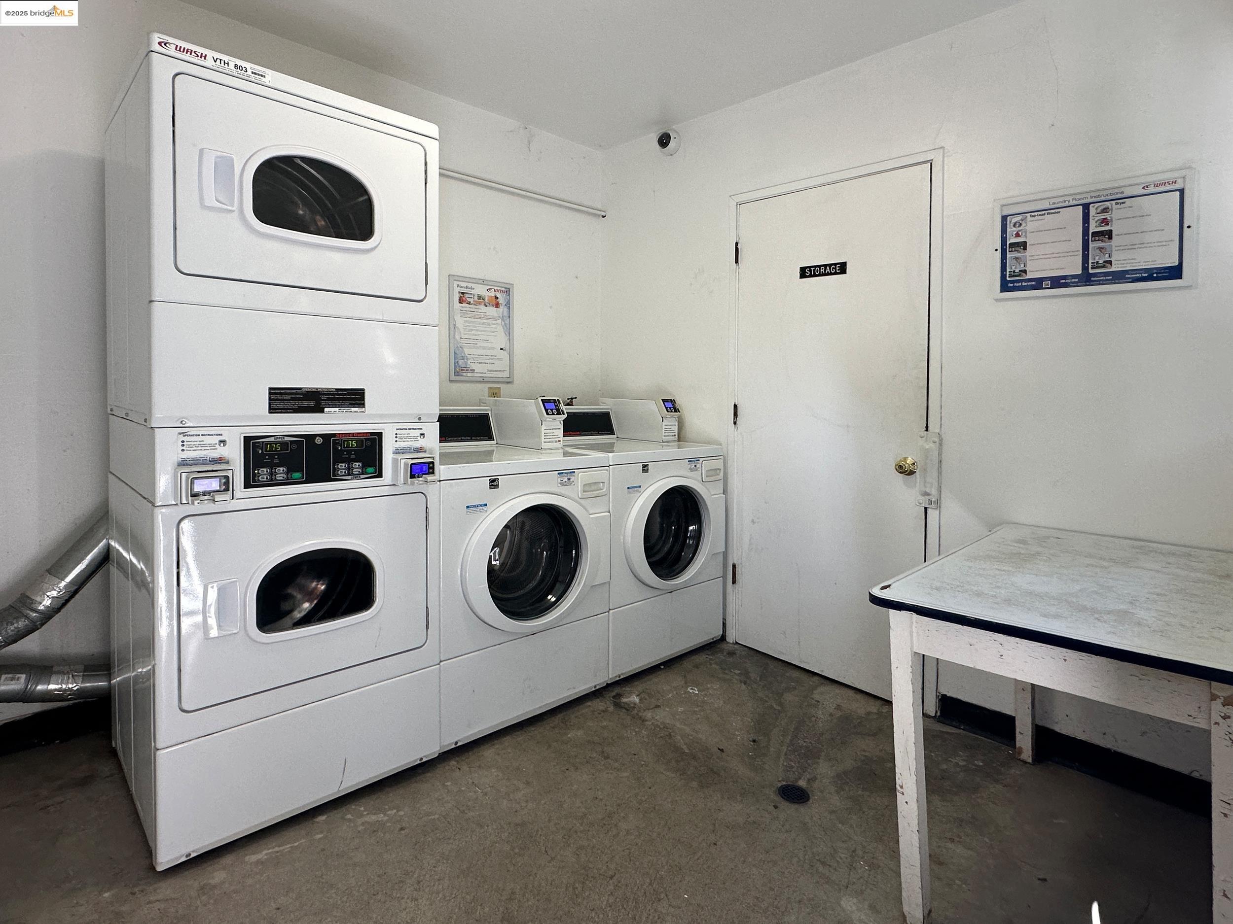 785 Taft Ave # 4