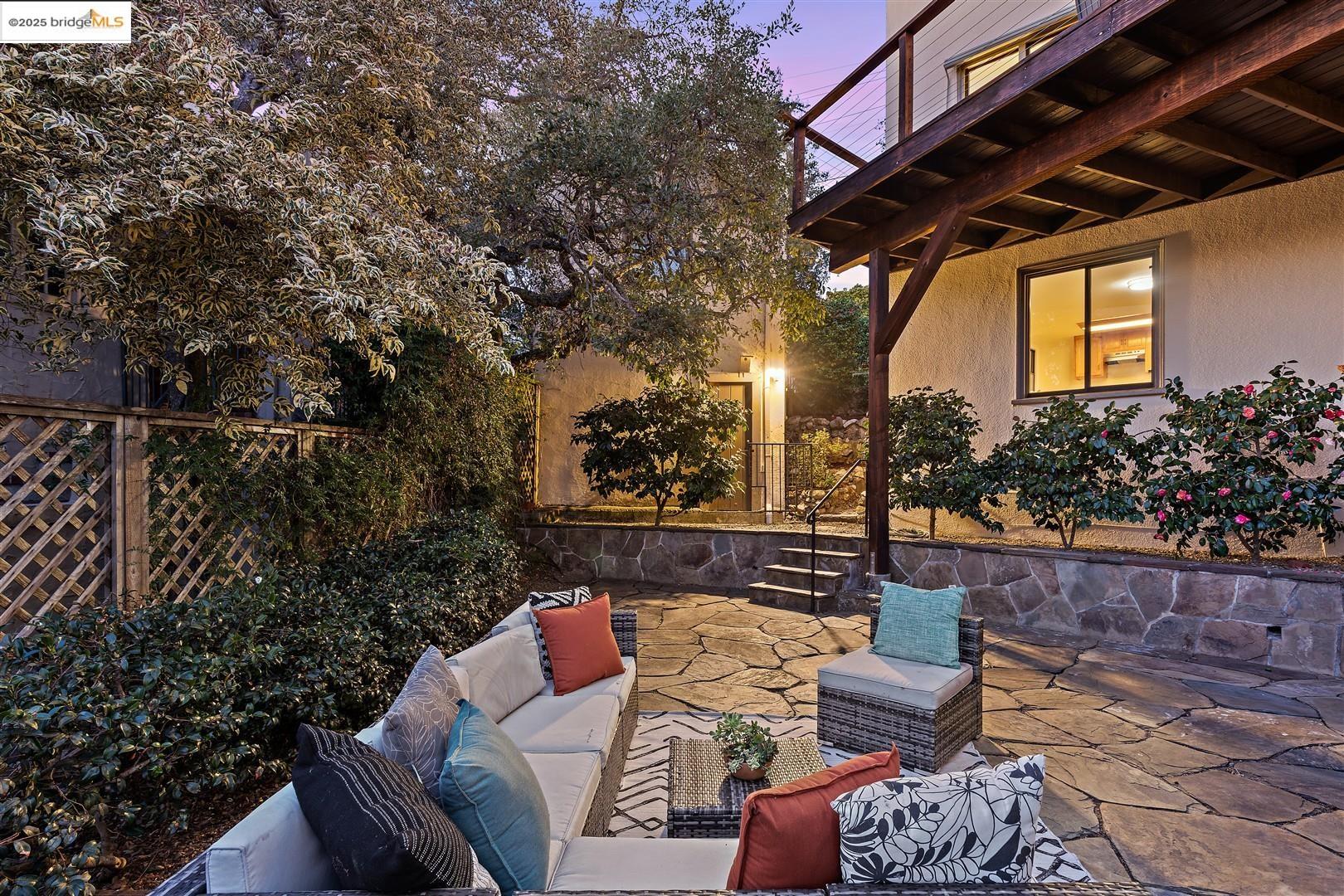 1930 San Antonio Ave