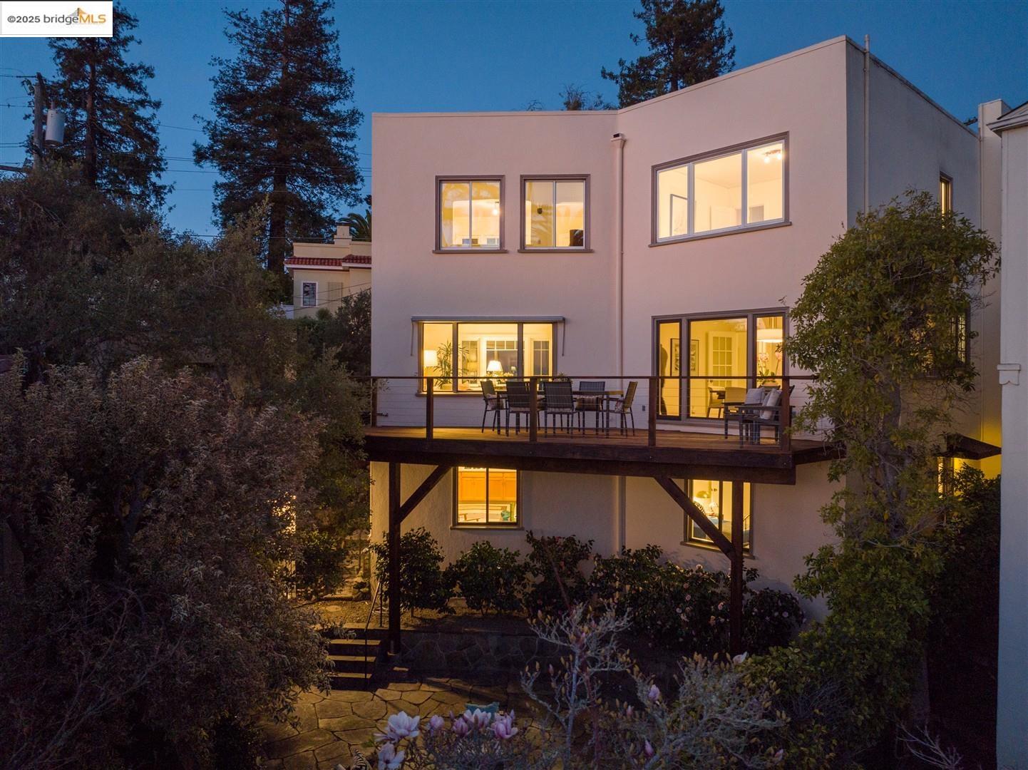 1930 San Antonio Ave