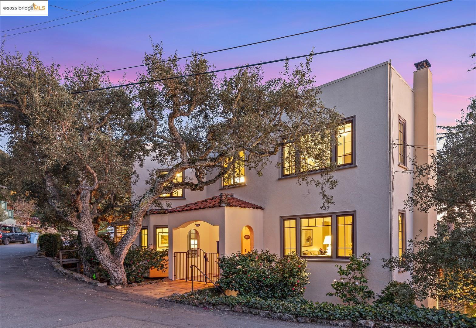 1930 San Antonio Ave