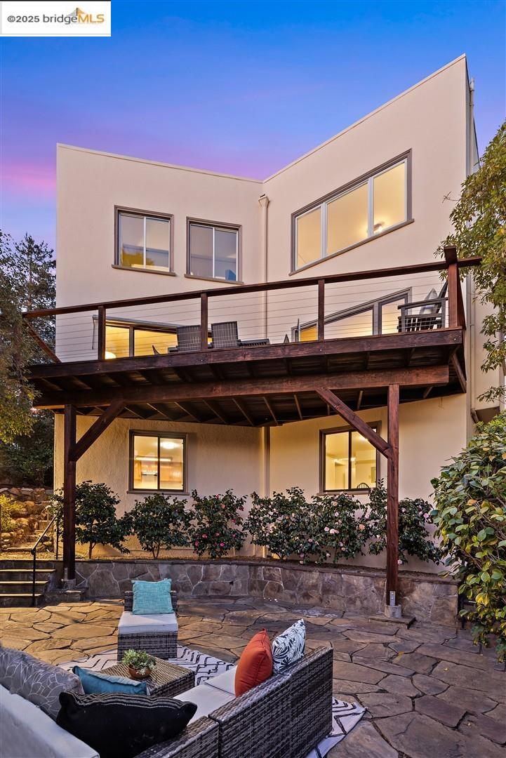 1930 San Antonio Ave