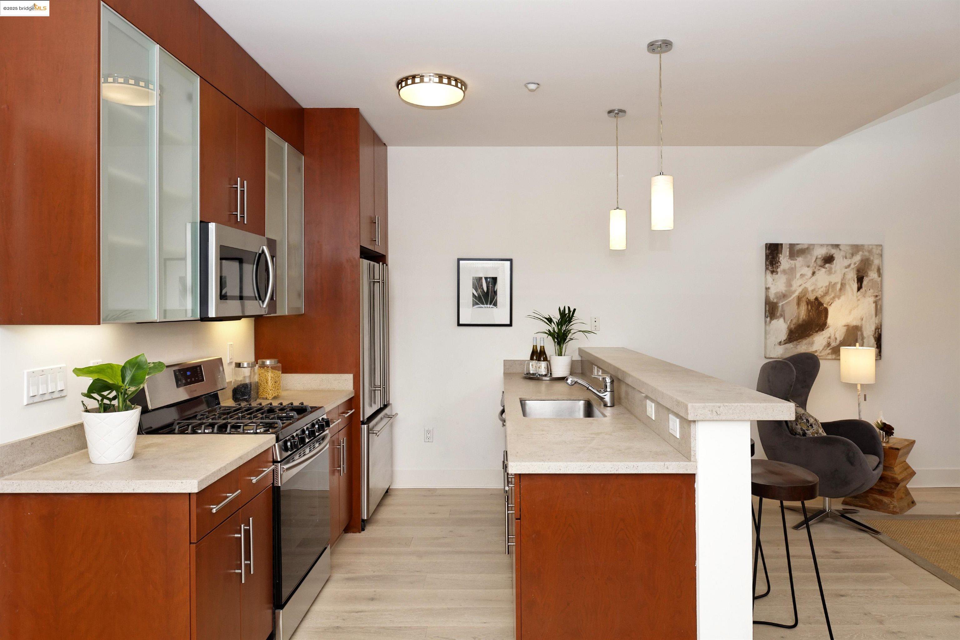 1565 32nd Street # 3