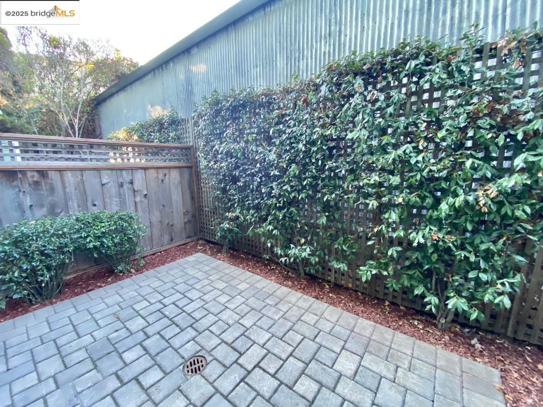 1565 32nd Street # 3