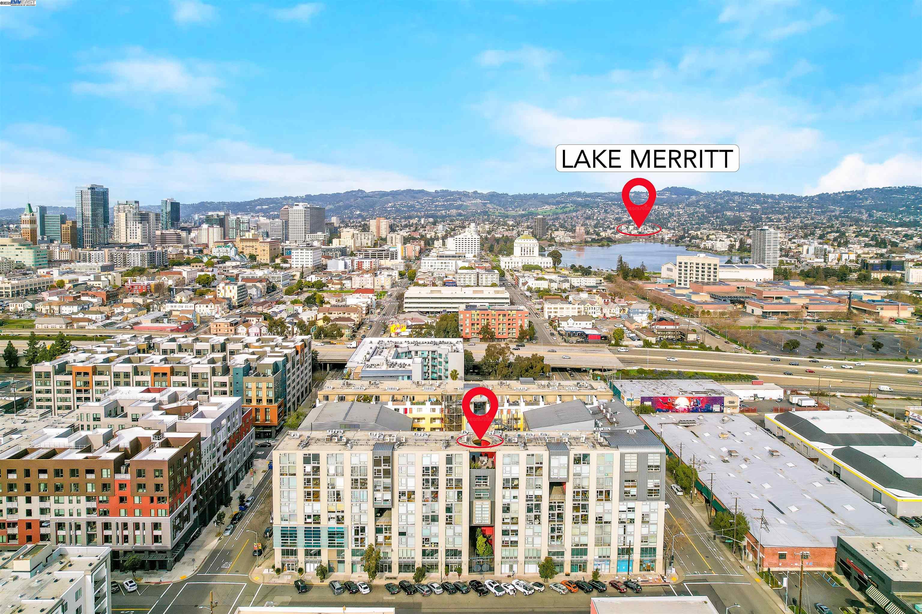 311 Oak St Unit: PH25