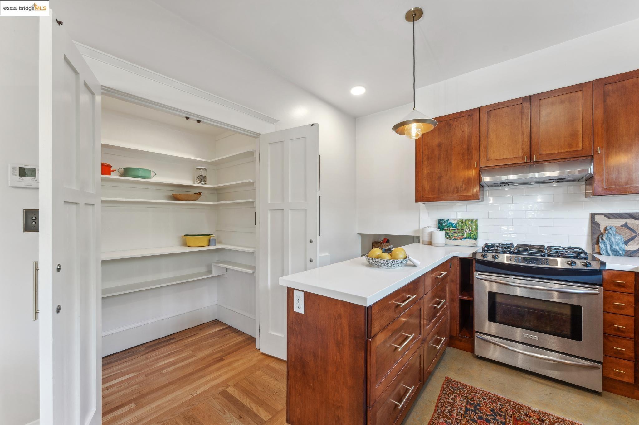 4485 Pleasant Valley Ct