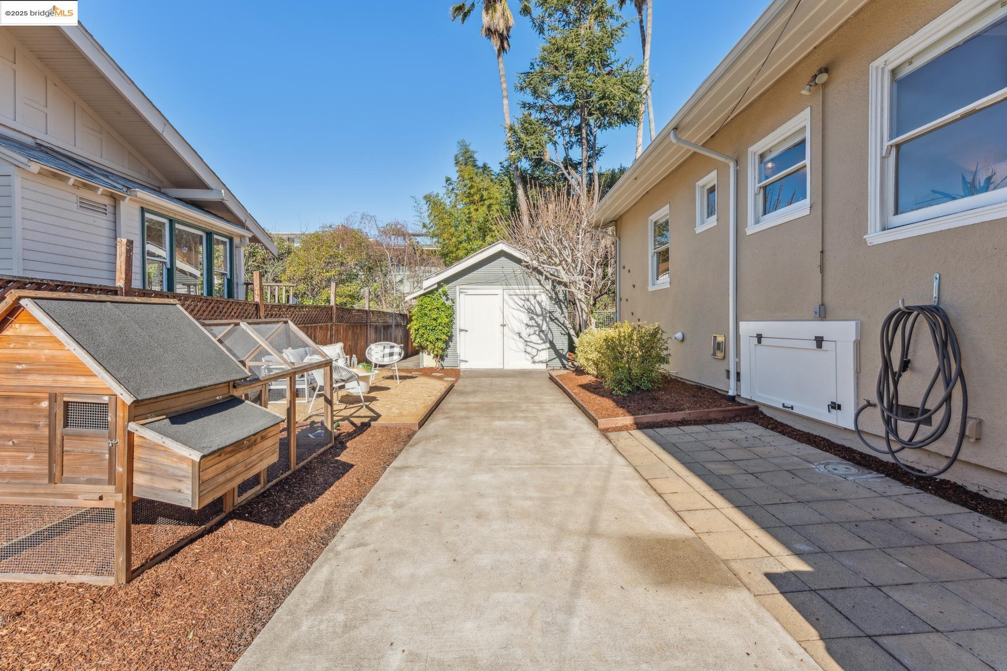 4485 Pleasant Valley Ct