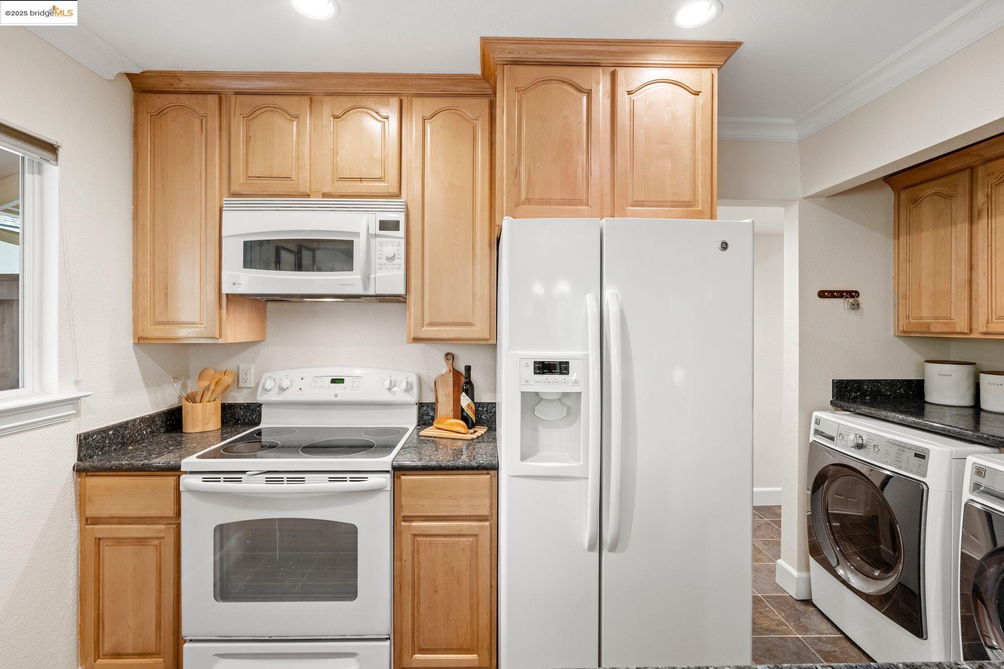 2691 Shadow Mountain Dr