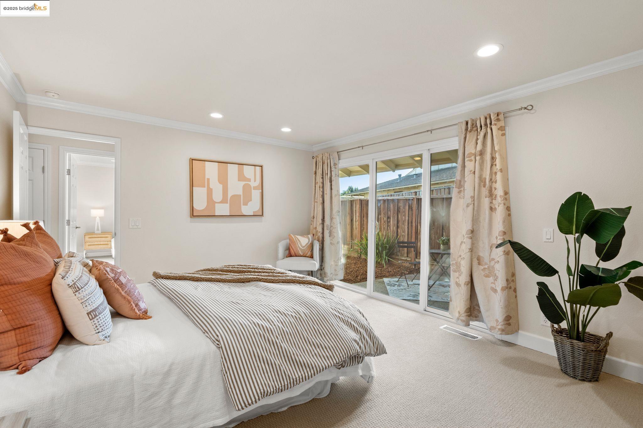 2691 Shadow Mountain Dr