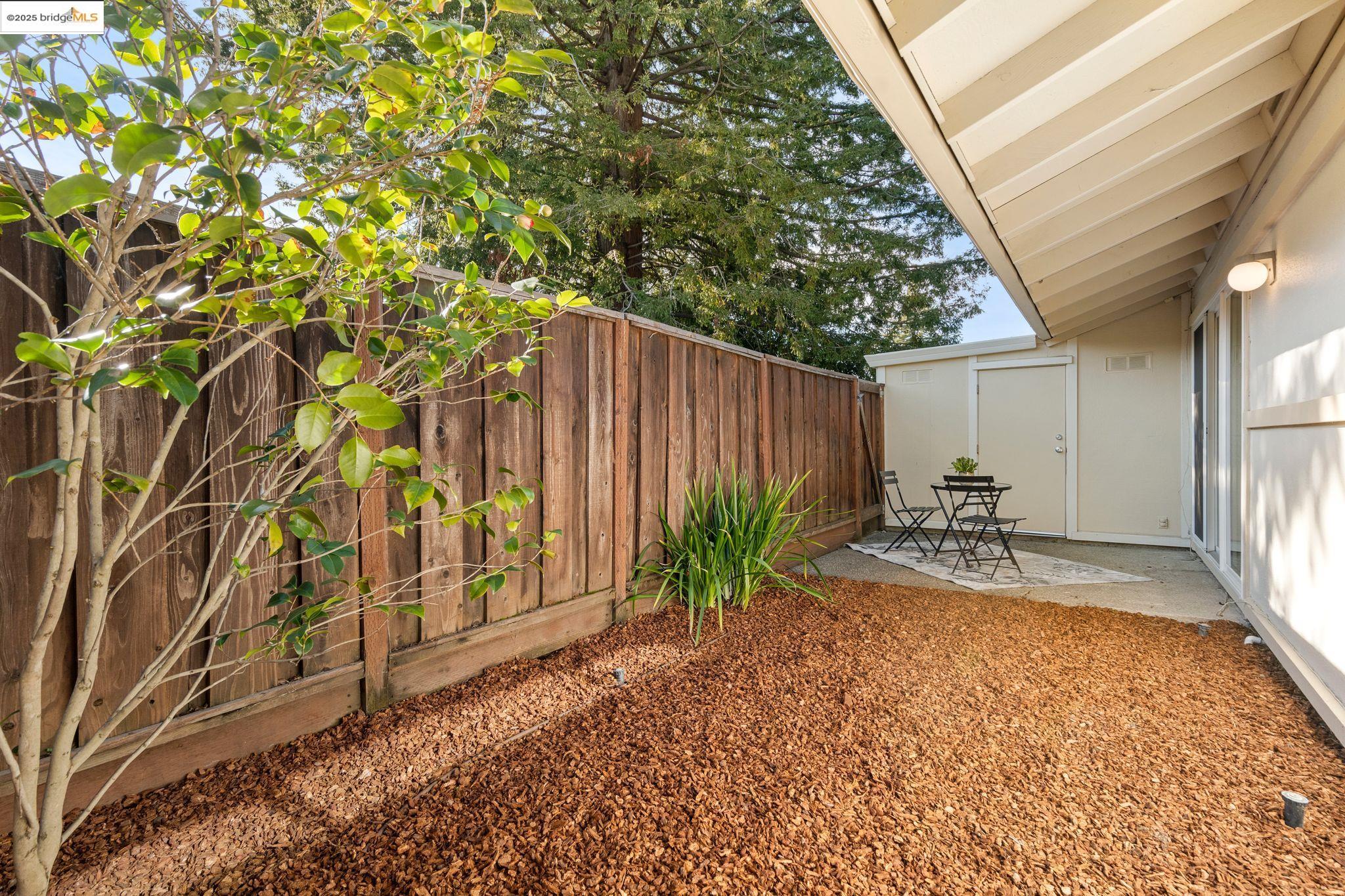 2691 Shadow Mountain Dr