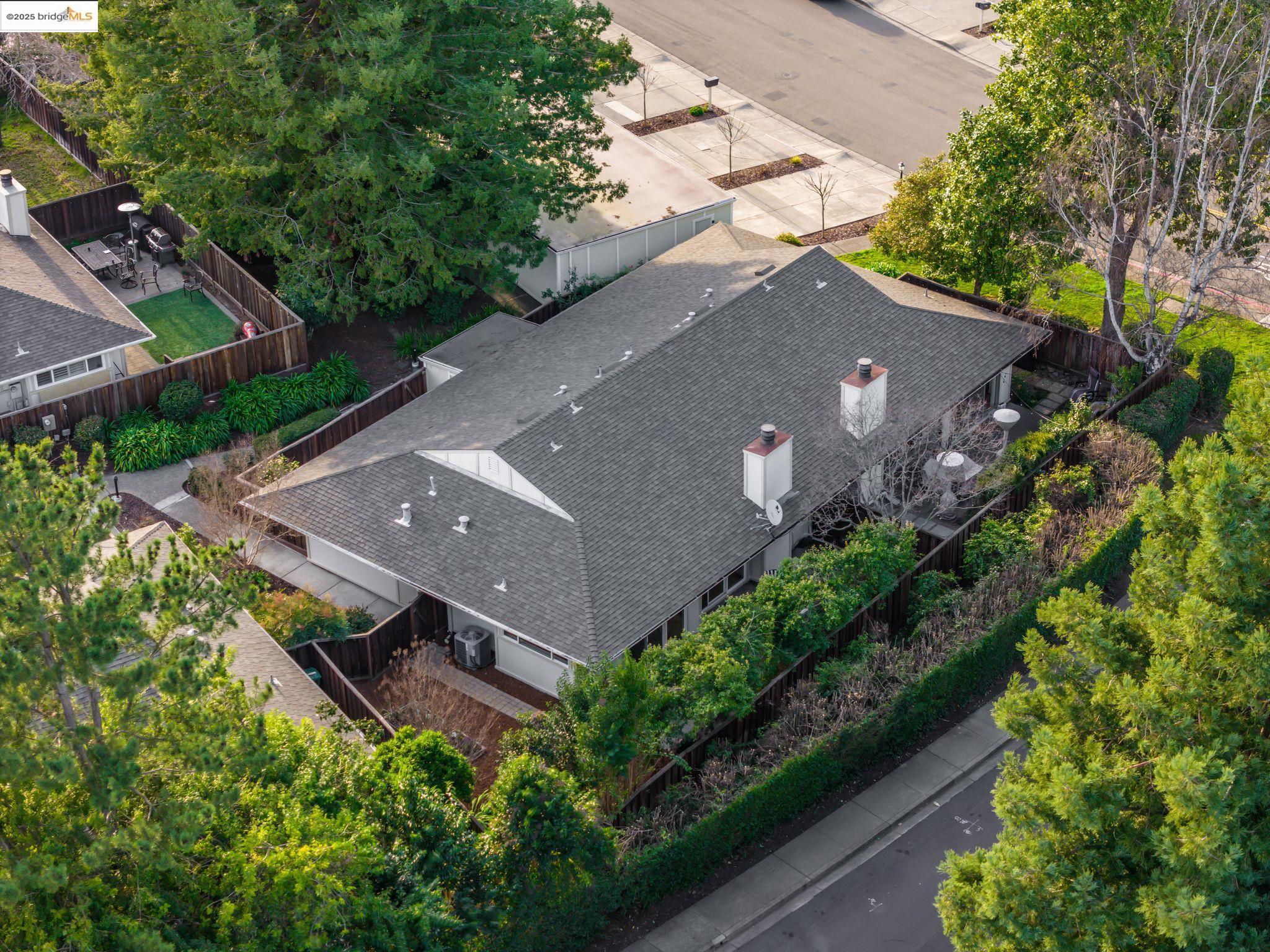 2691 Shadow Mountain Dr