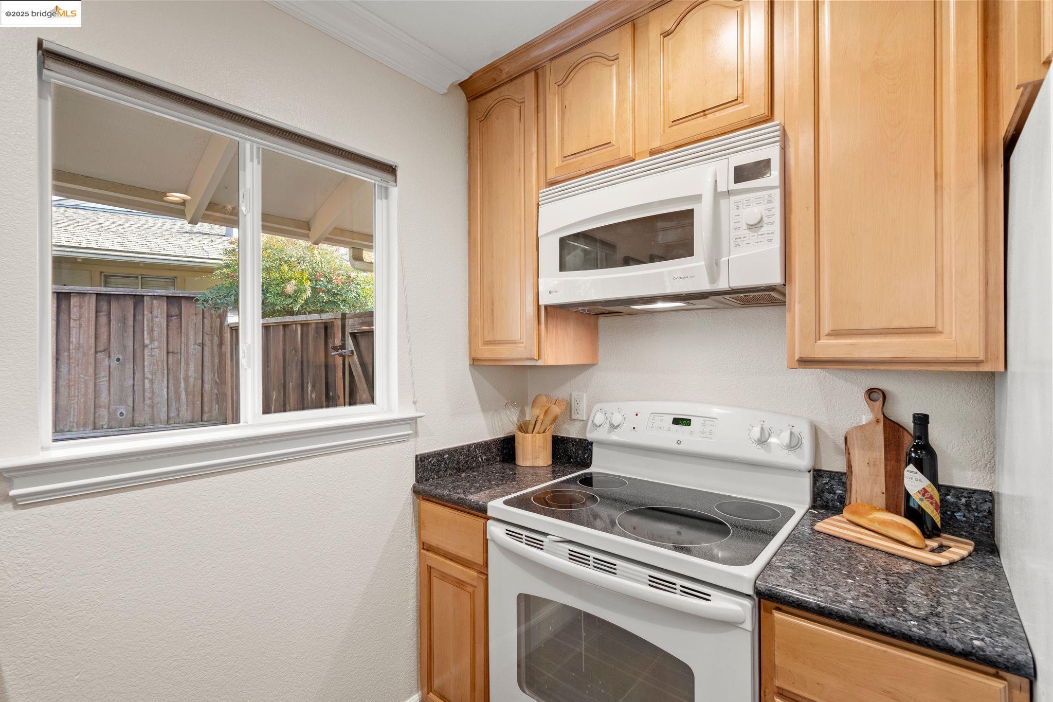 2691 Shadow Mountain Dr