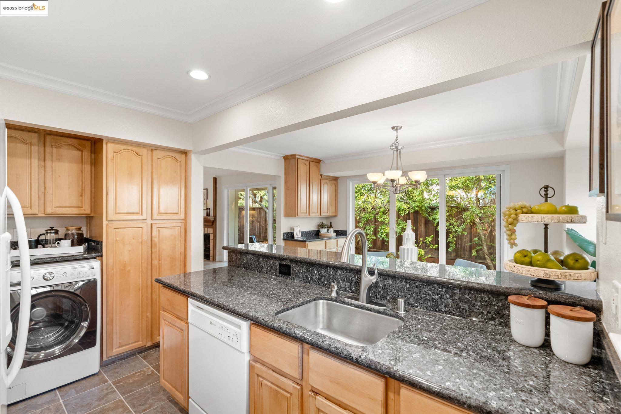 2691 Shadow Mountain Dr