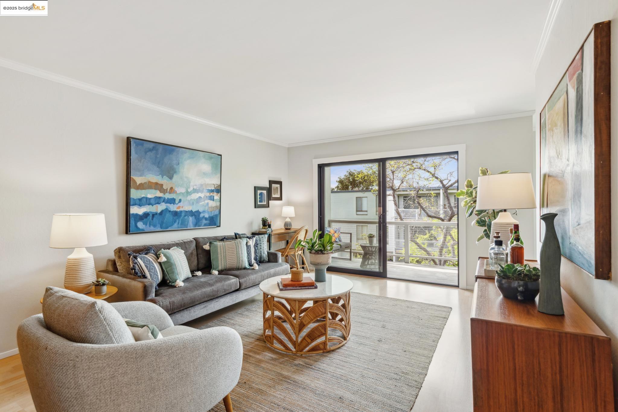 9 Commodore Drive # A404