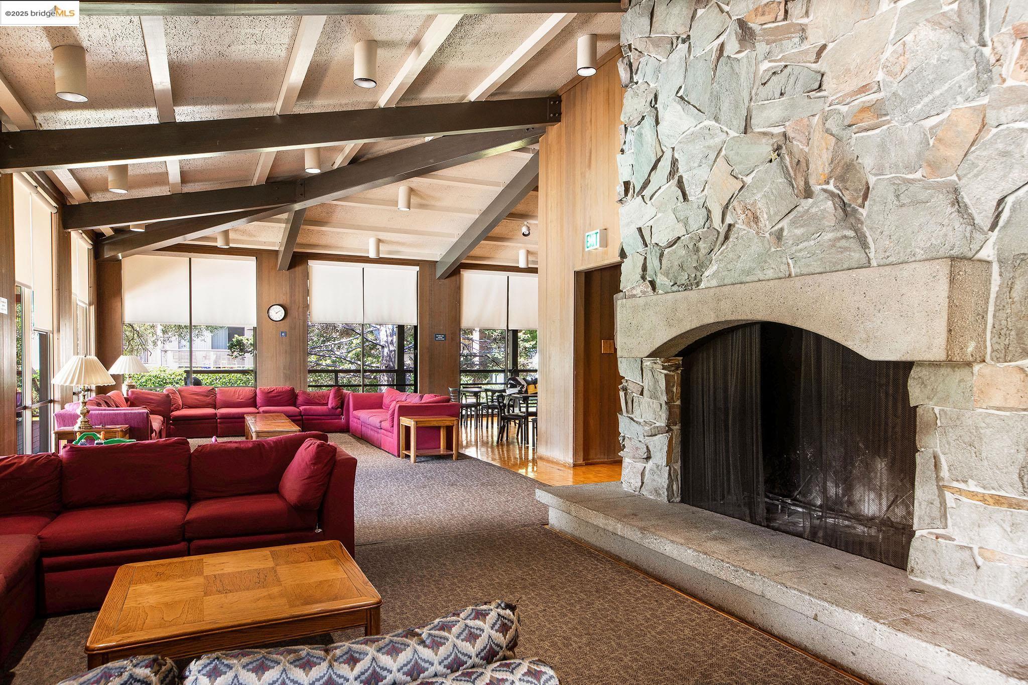 9 Commodore Drive # A404