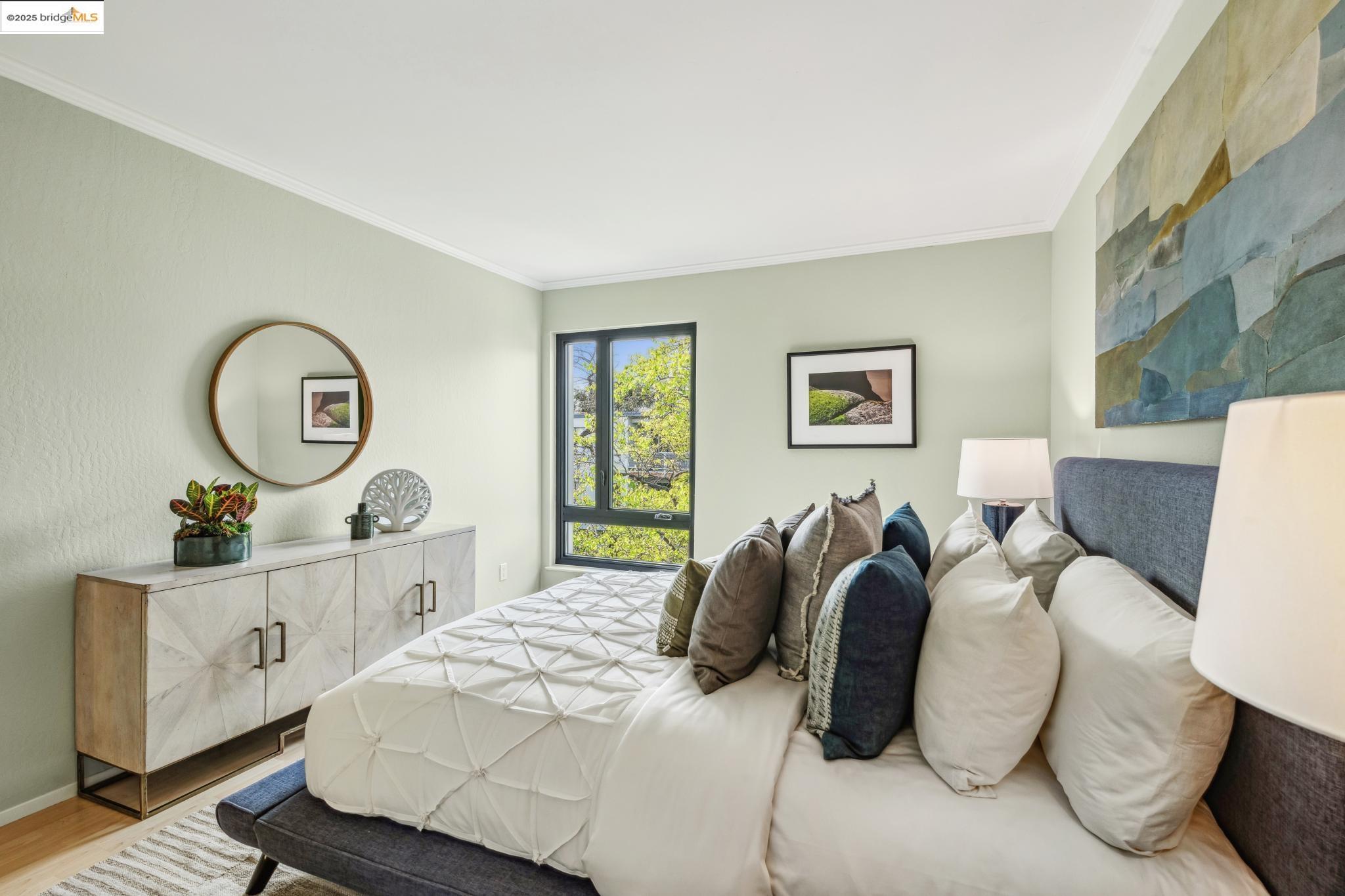 9 Commodore Drive # A404