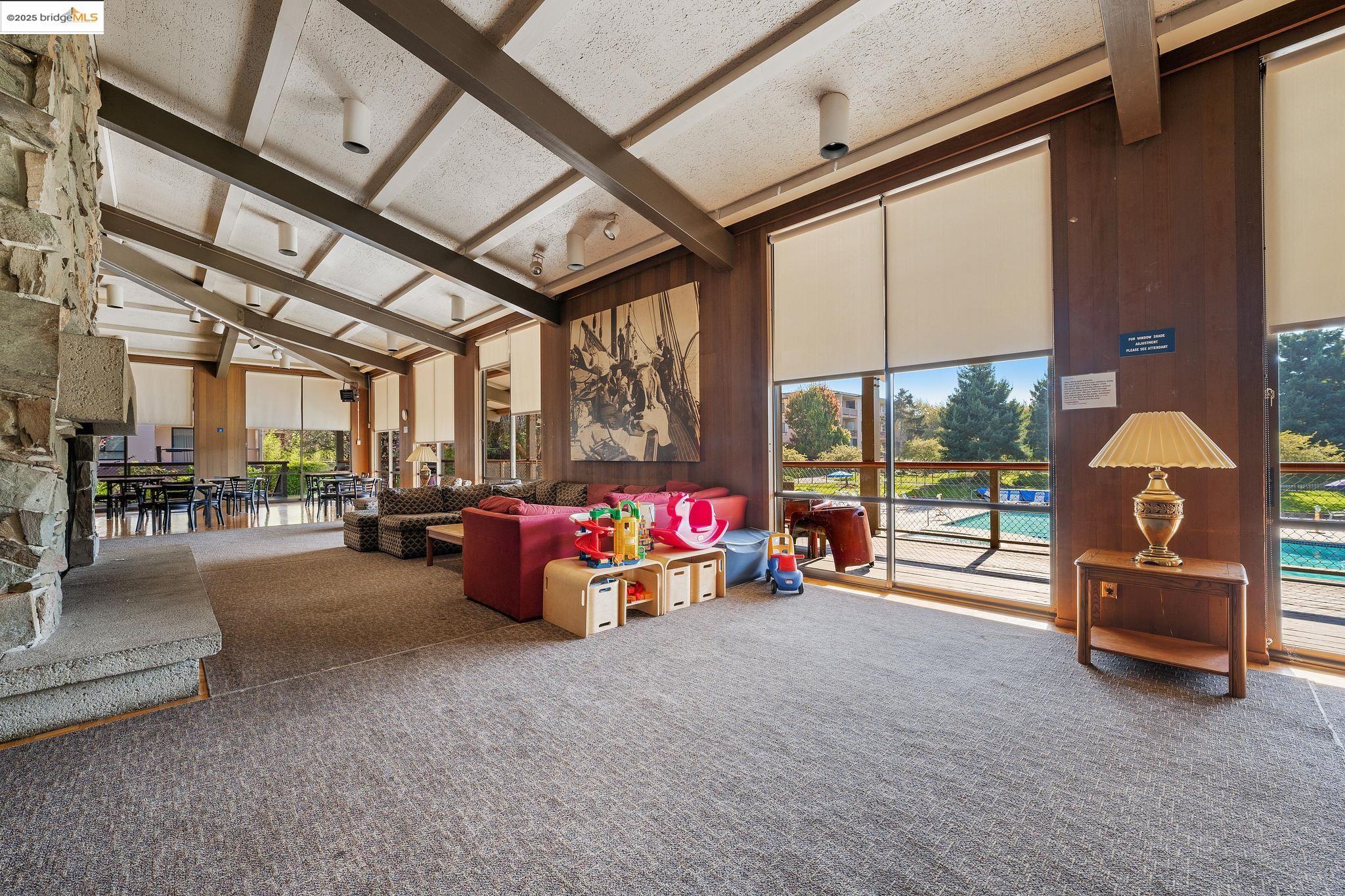 9 Commodore Drive # A404