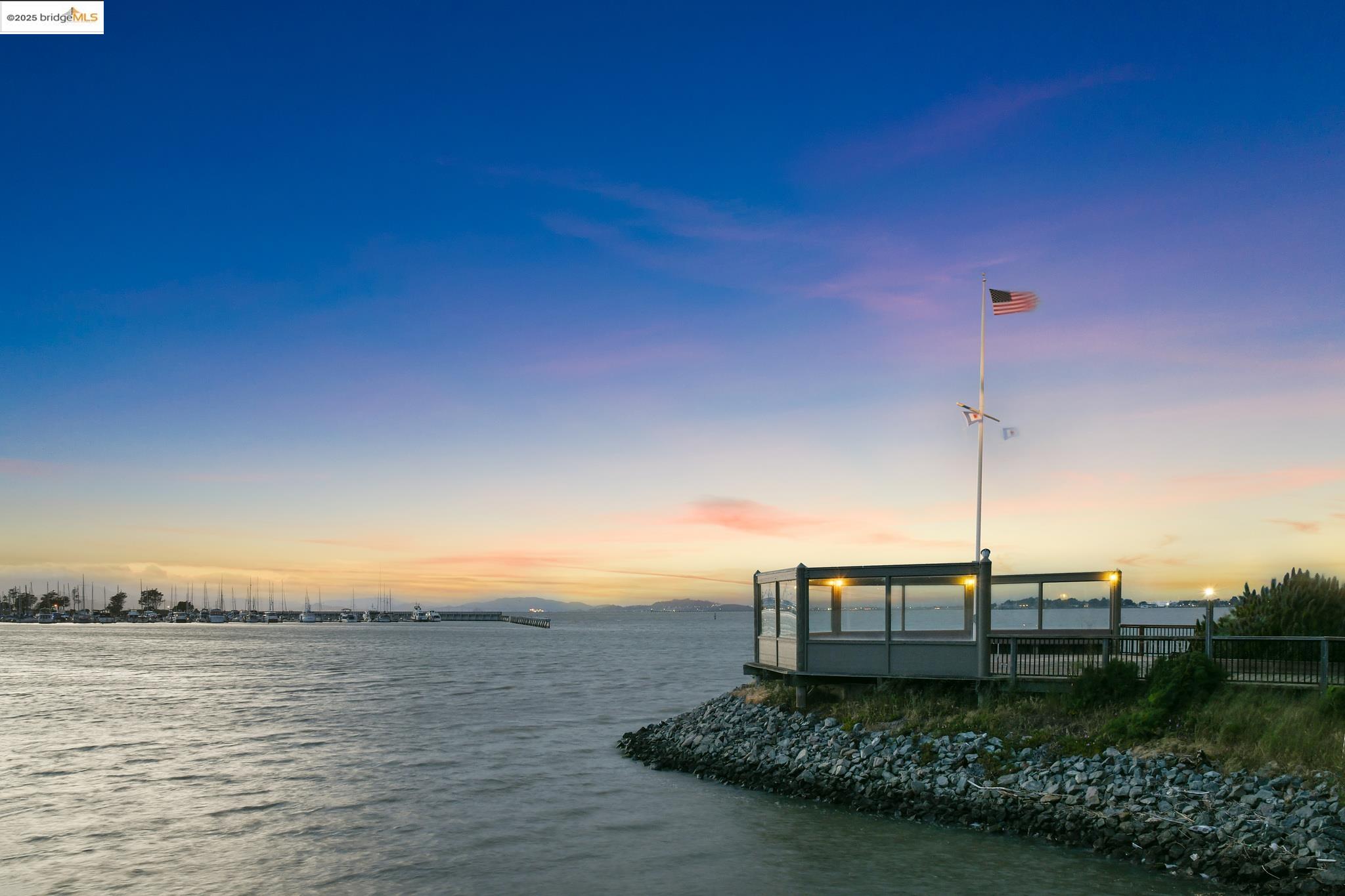 9 Commodore Drive # A404