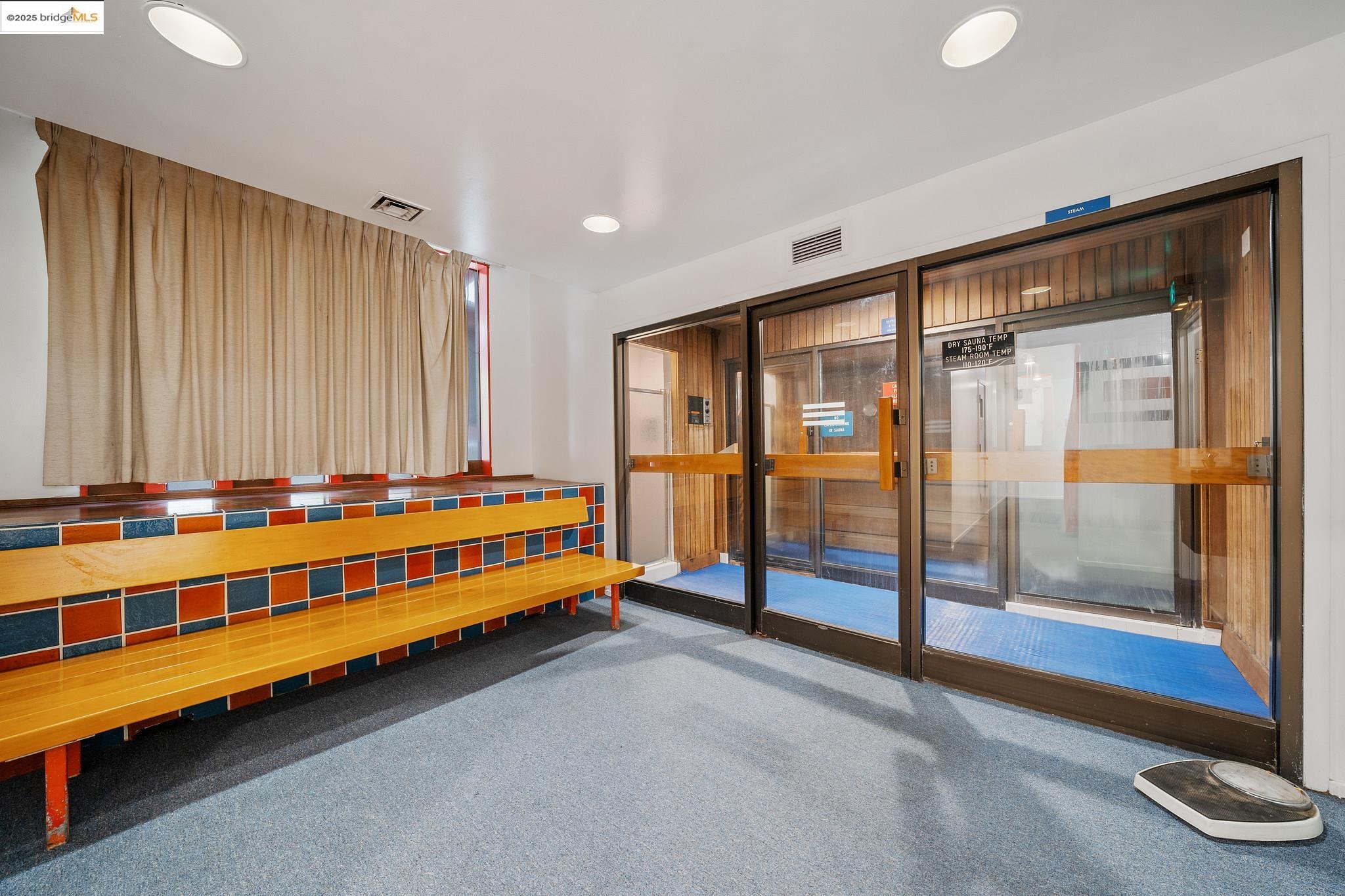 9 Commodore Drive # A404