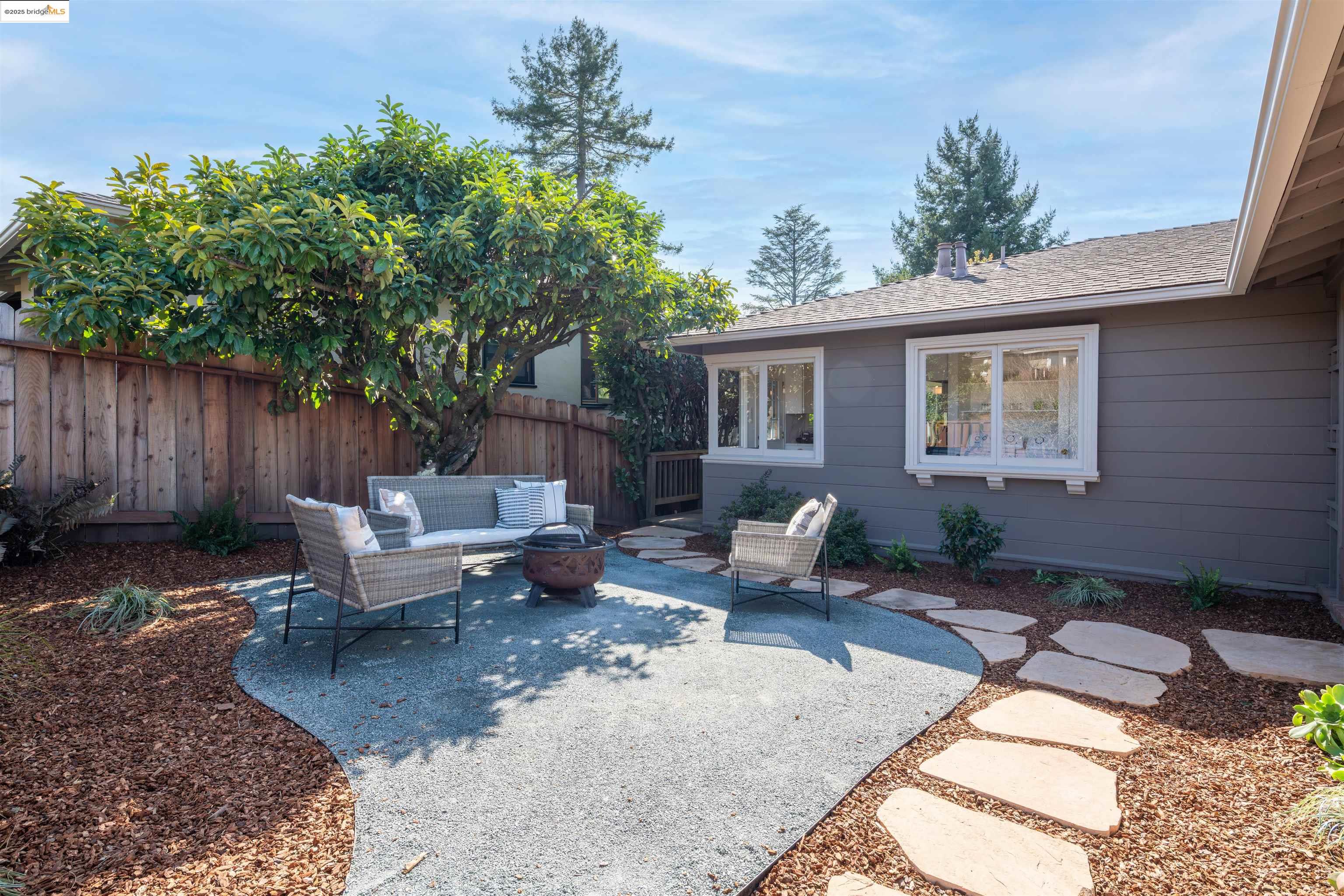 274 Grizzly Peak Blvd