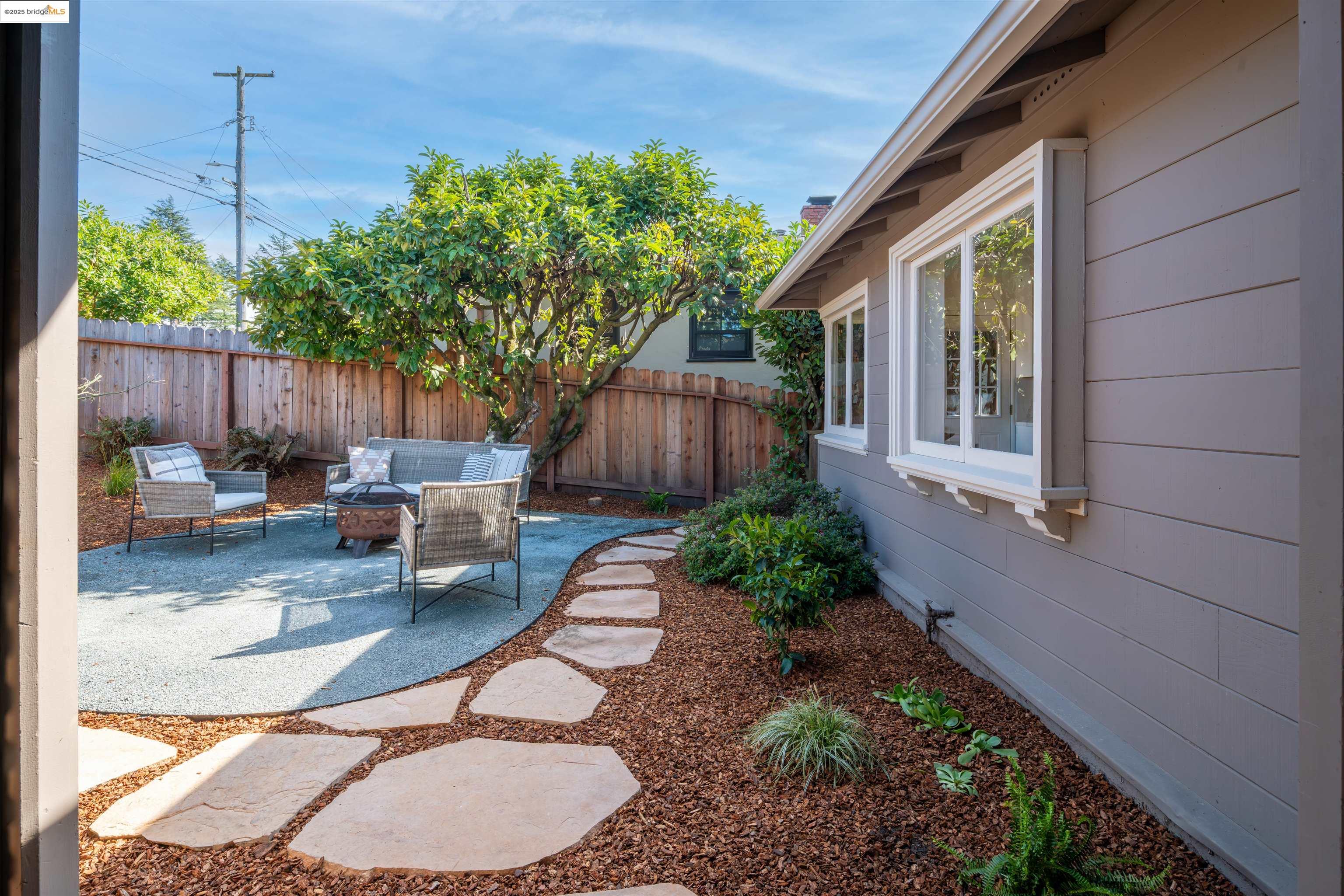 274 Grizzly Peak Blvd