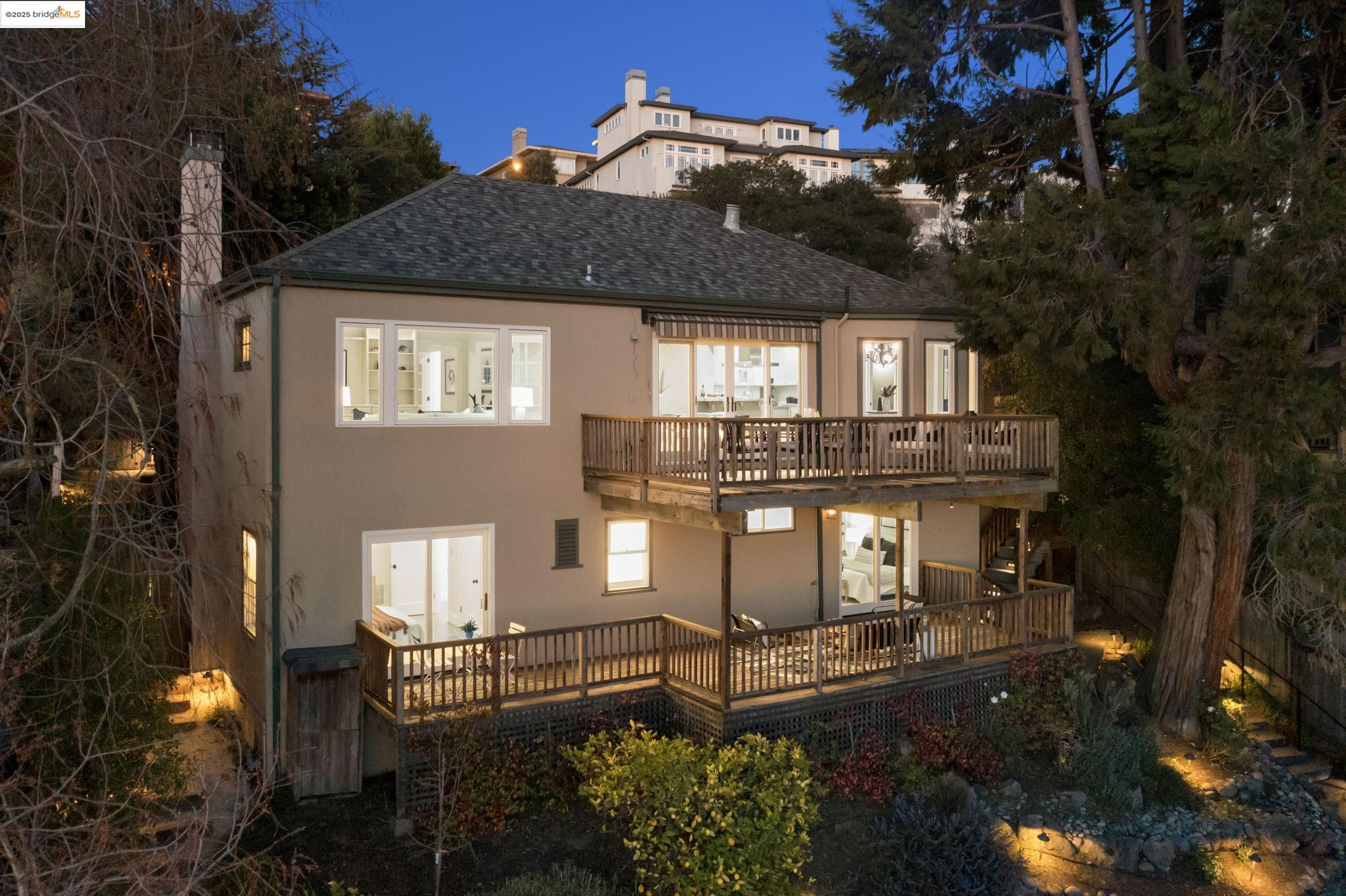 6047 Buena Vista Ave