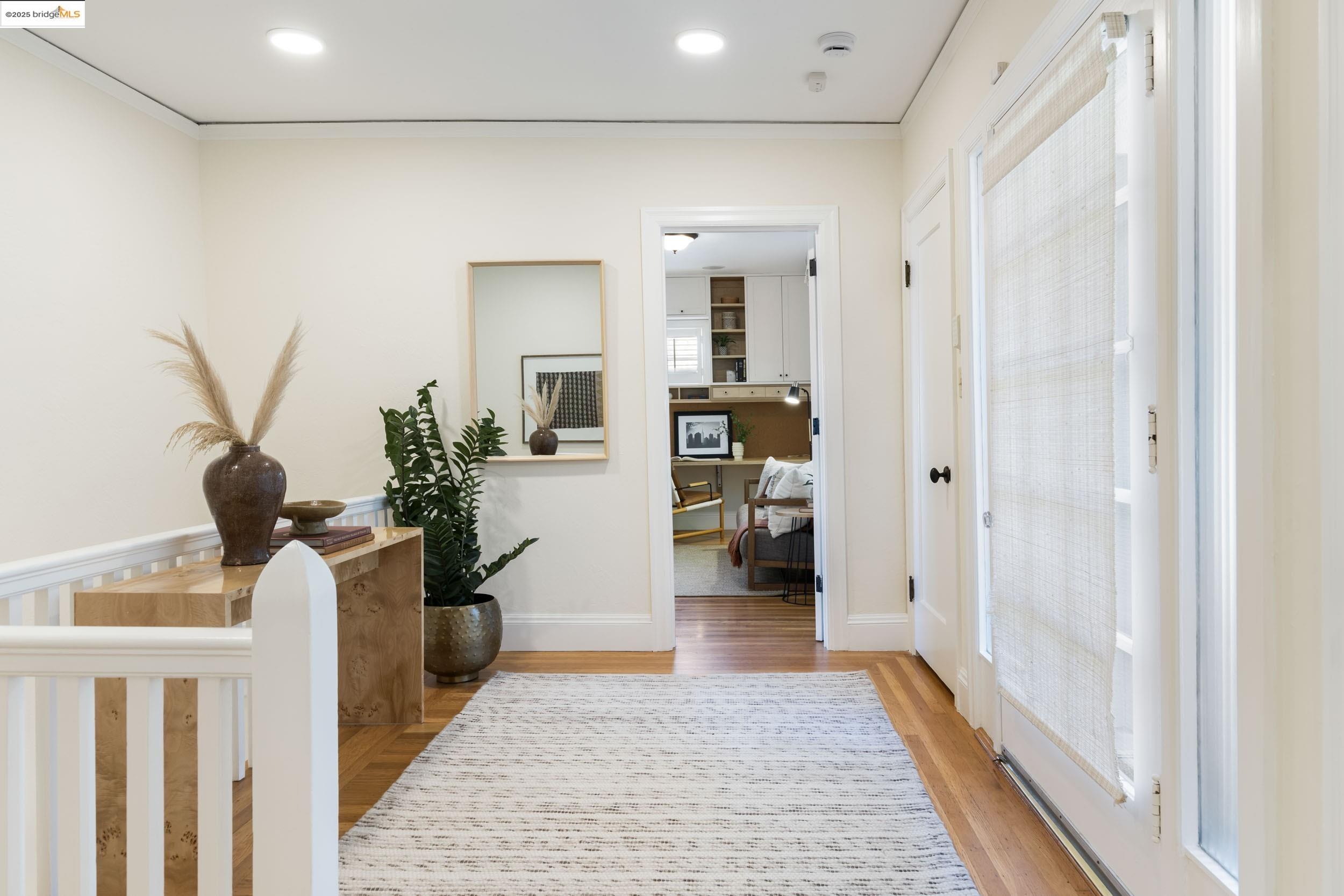 6047 Buena Vista Ave