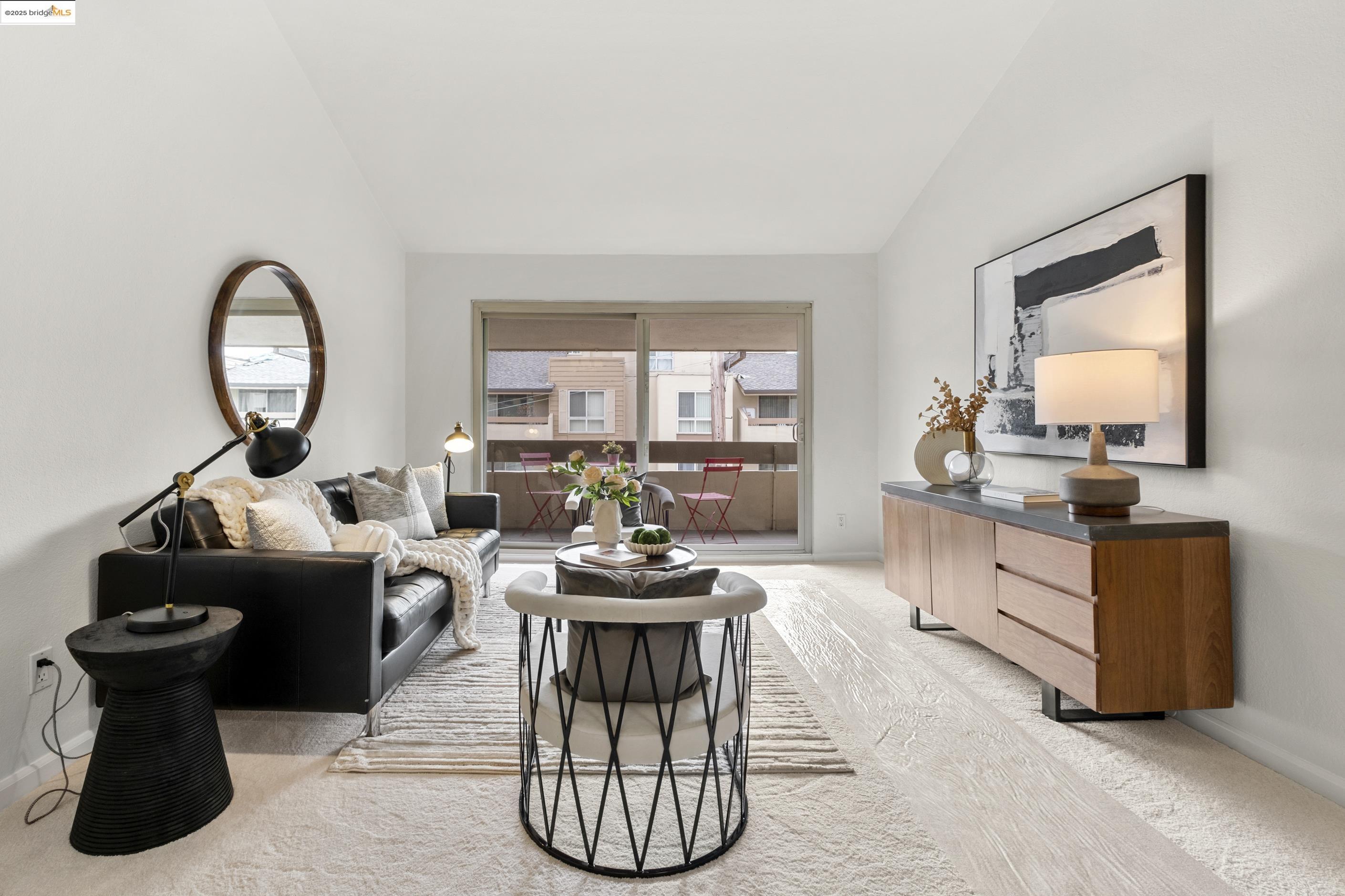 66 Fairmount Ave # 303