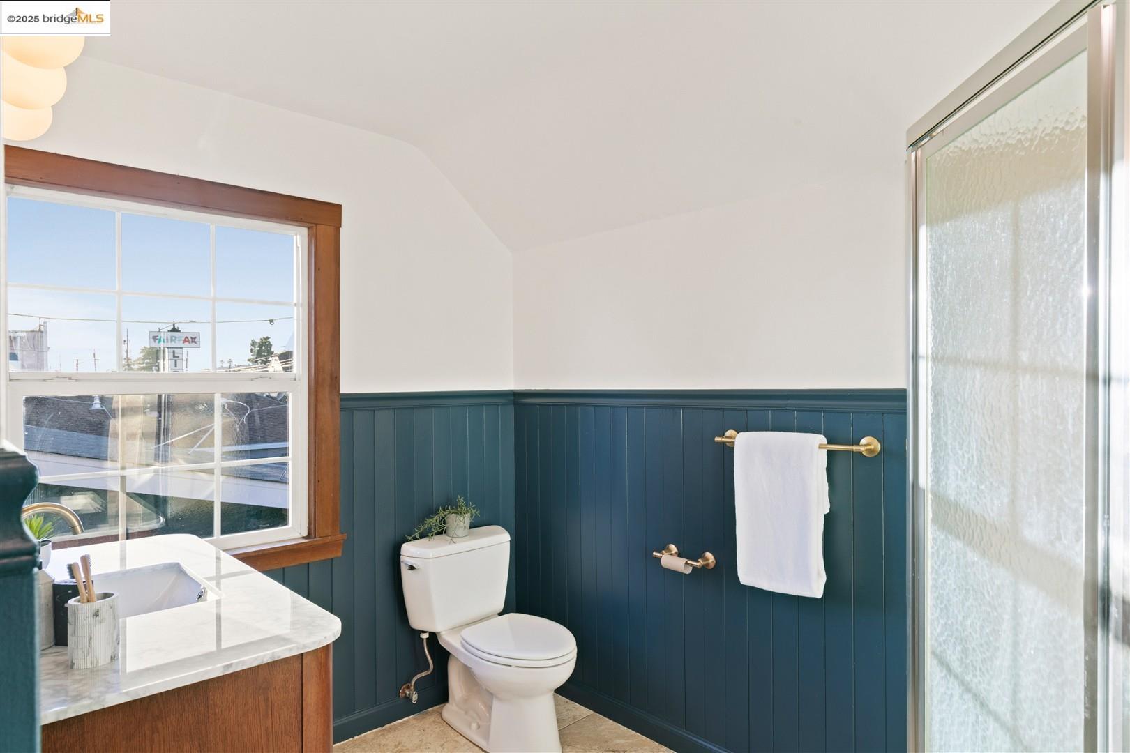 5419 Foothill Blvd