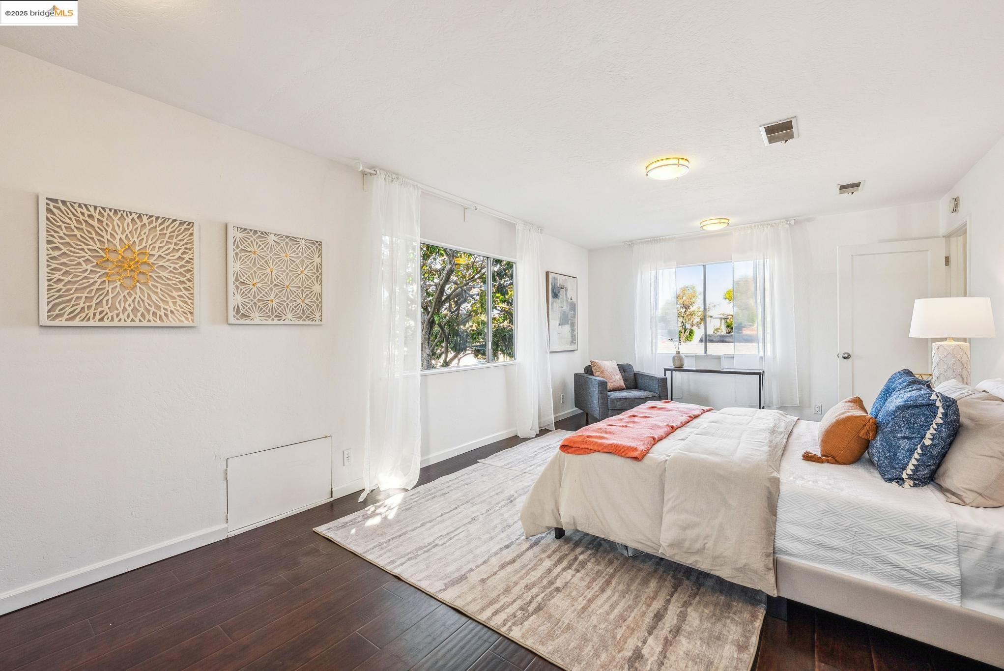 938 Liberty St.