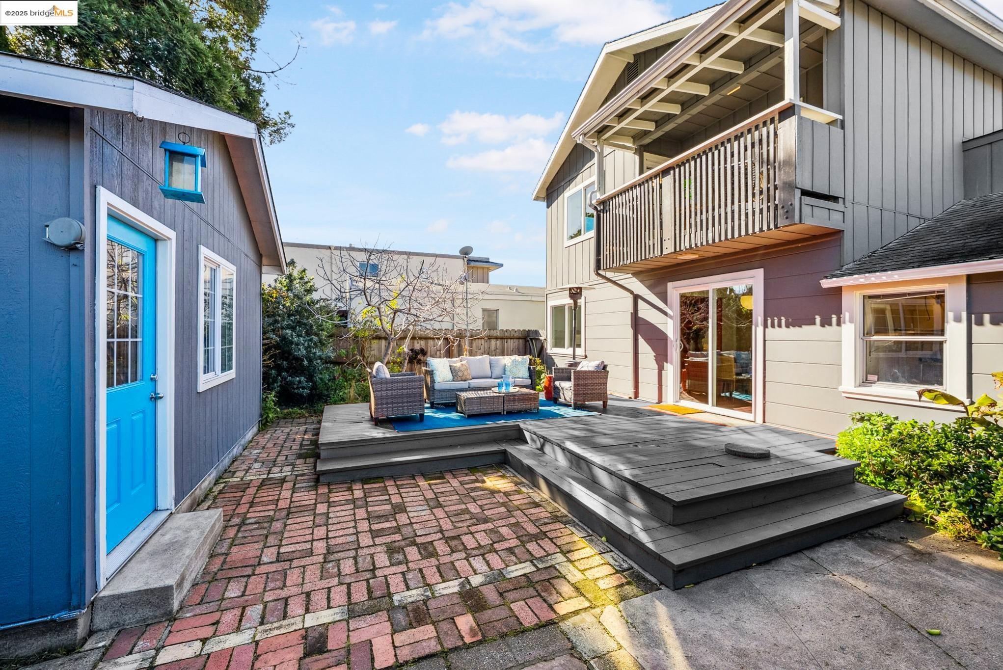 938 Liberty St.