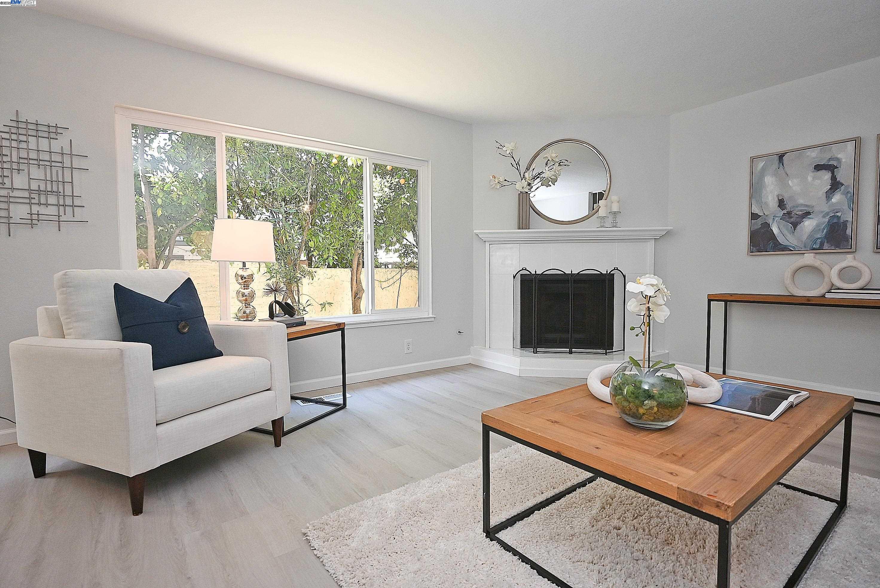 31011 Everett Ct # 9